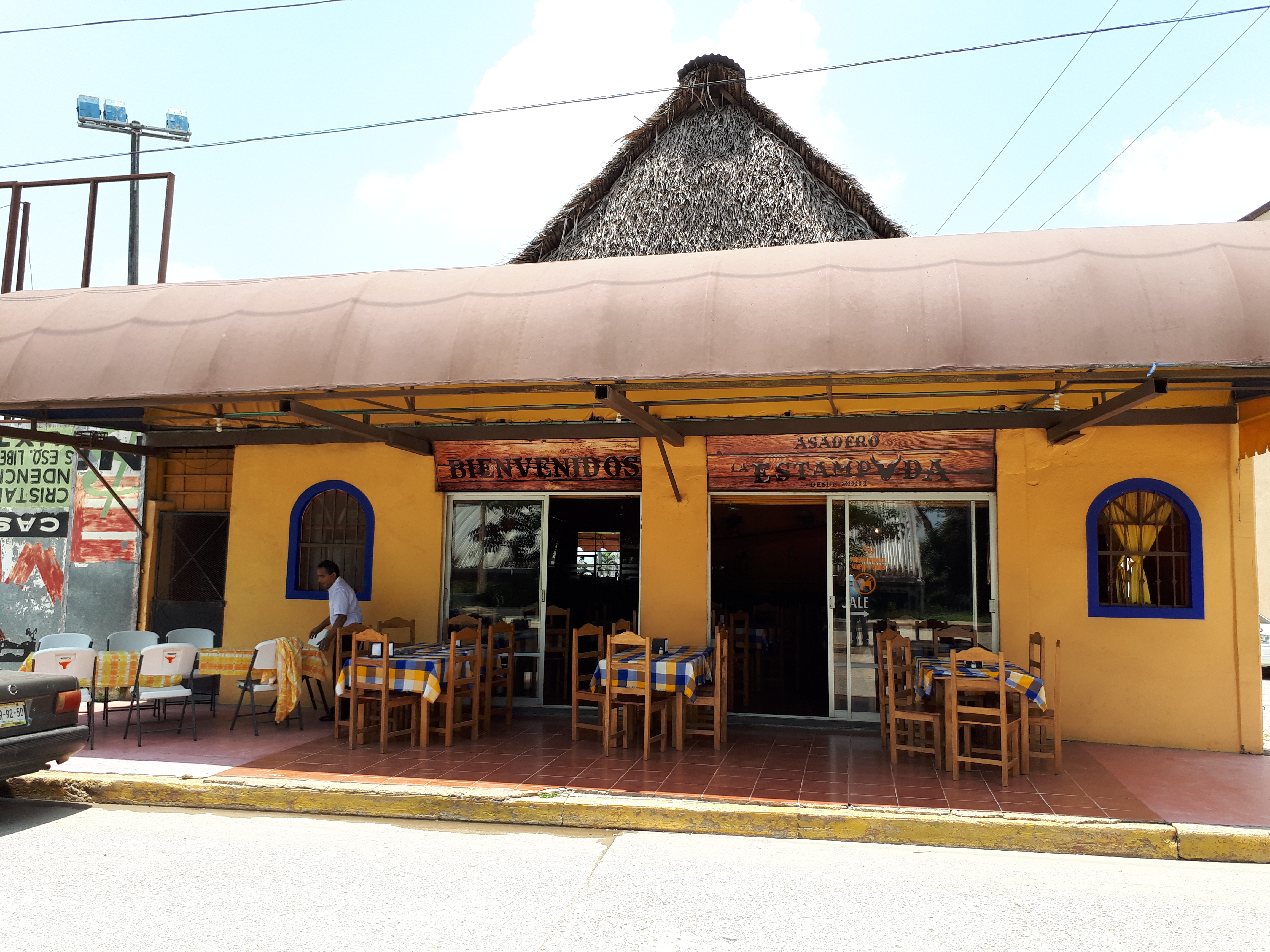 asadero la estampida image 1