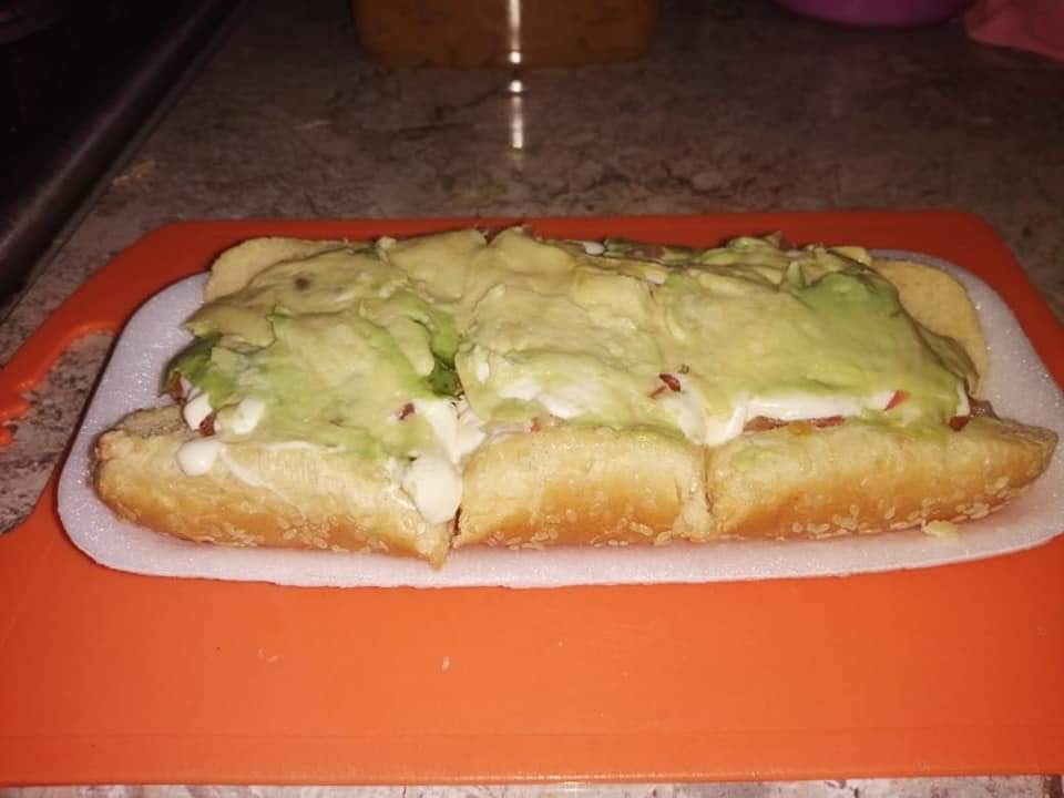 Javi's Hotdogs y Hamburguesas image 2