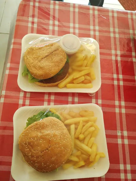 Comedor y taquería la casa de toño image 4