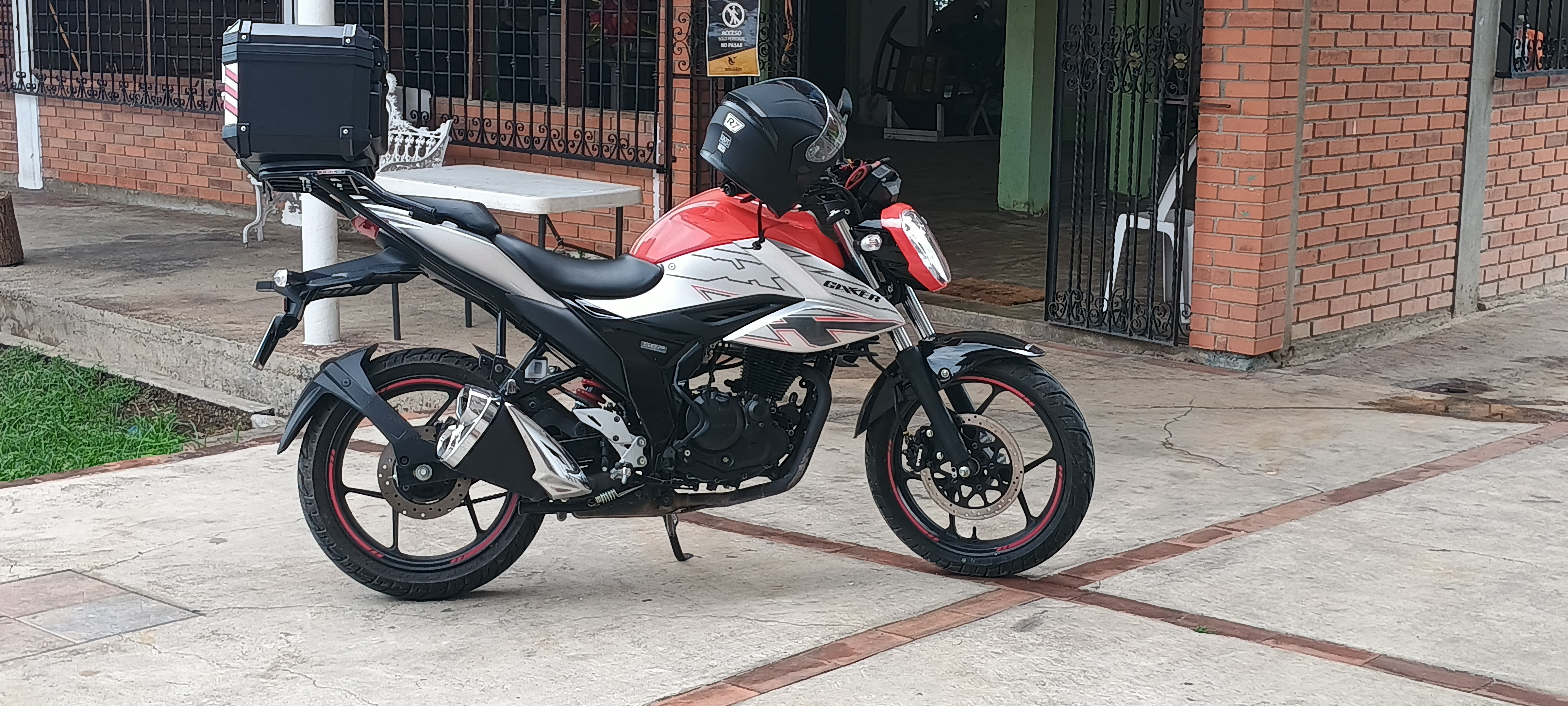 El Birriarazo image 6