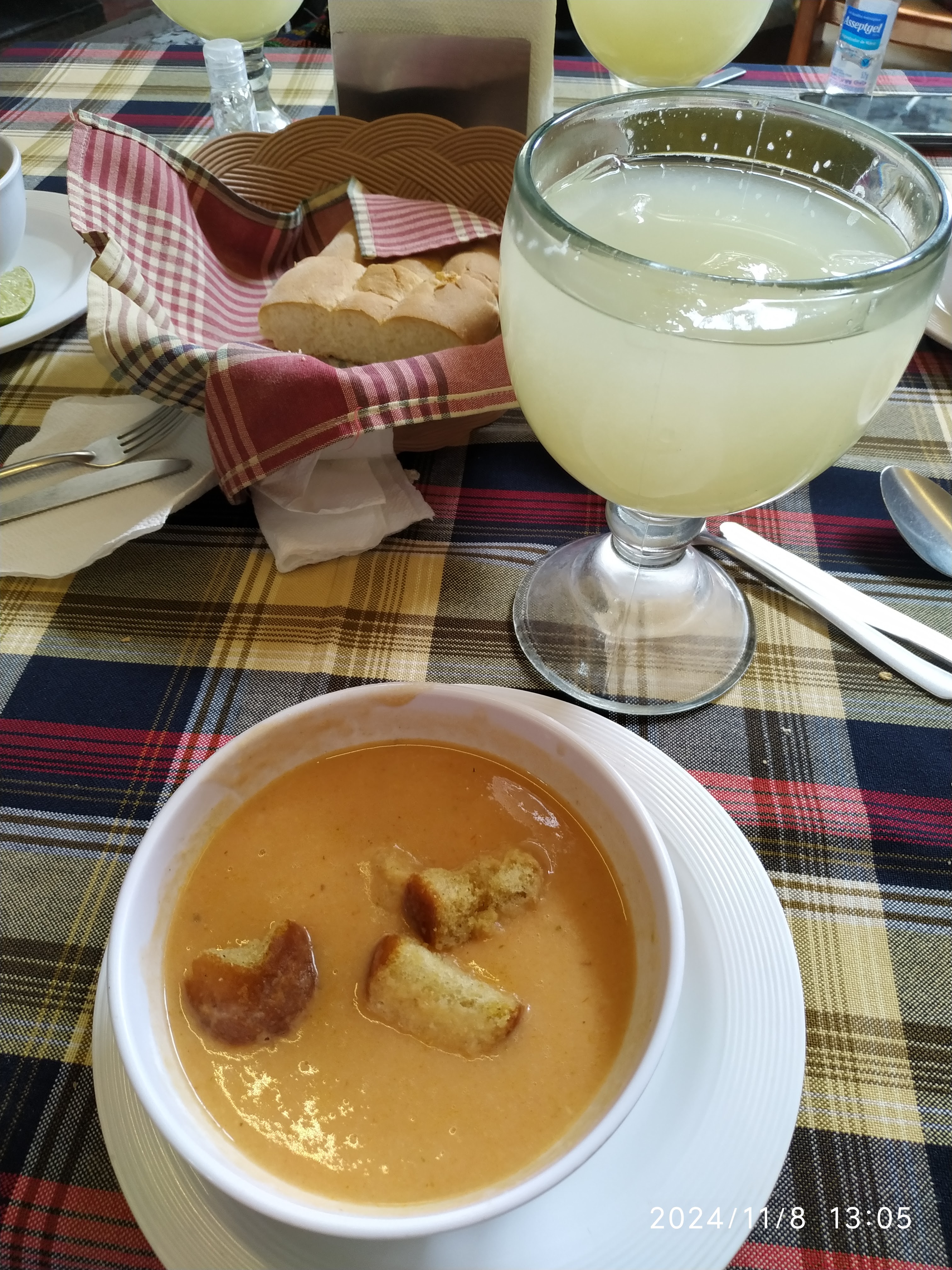 Restaurant And Bakery Vienes image 8