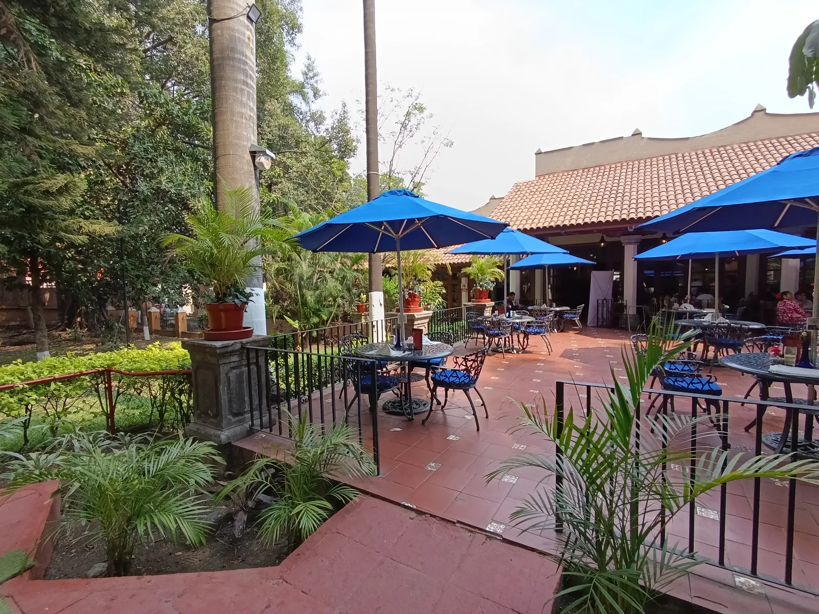 Sanborns Cuernavaca | Restaurante, Tienda y Farmacia image 3