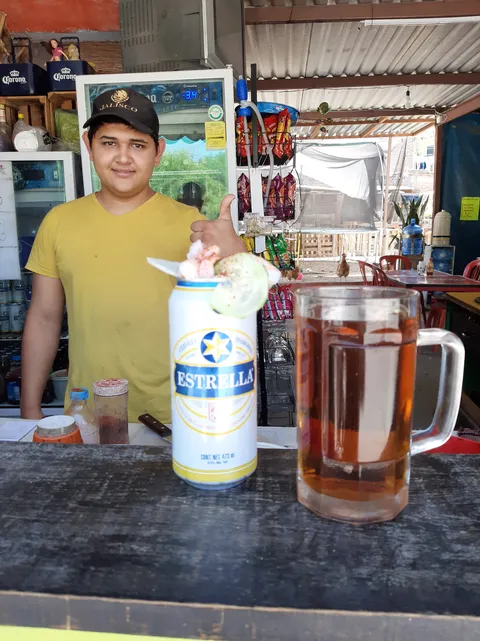Loncheria y Mariscos Pepon image 6