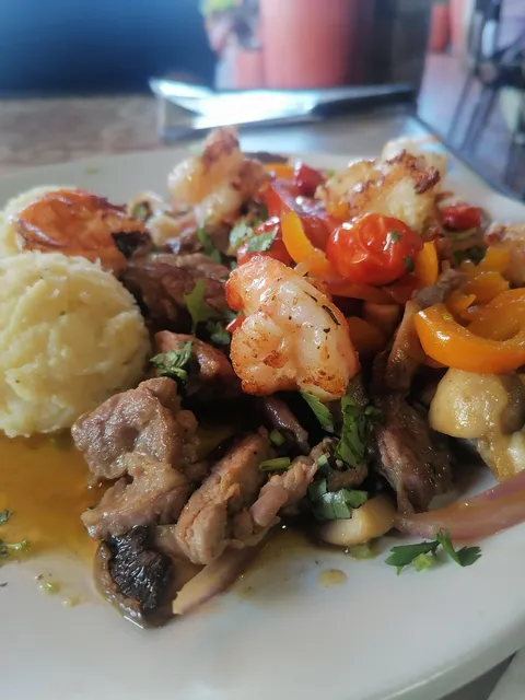 La Cantera Grill & Terraza Bar image 2