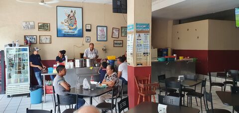 Mariscos El Burras image 4