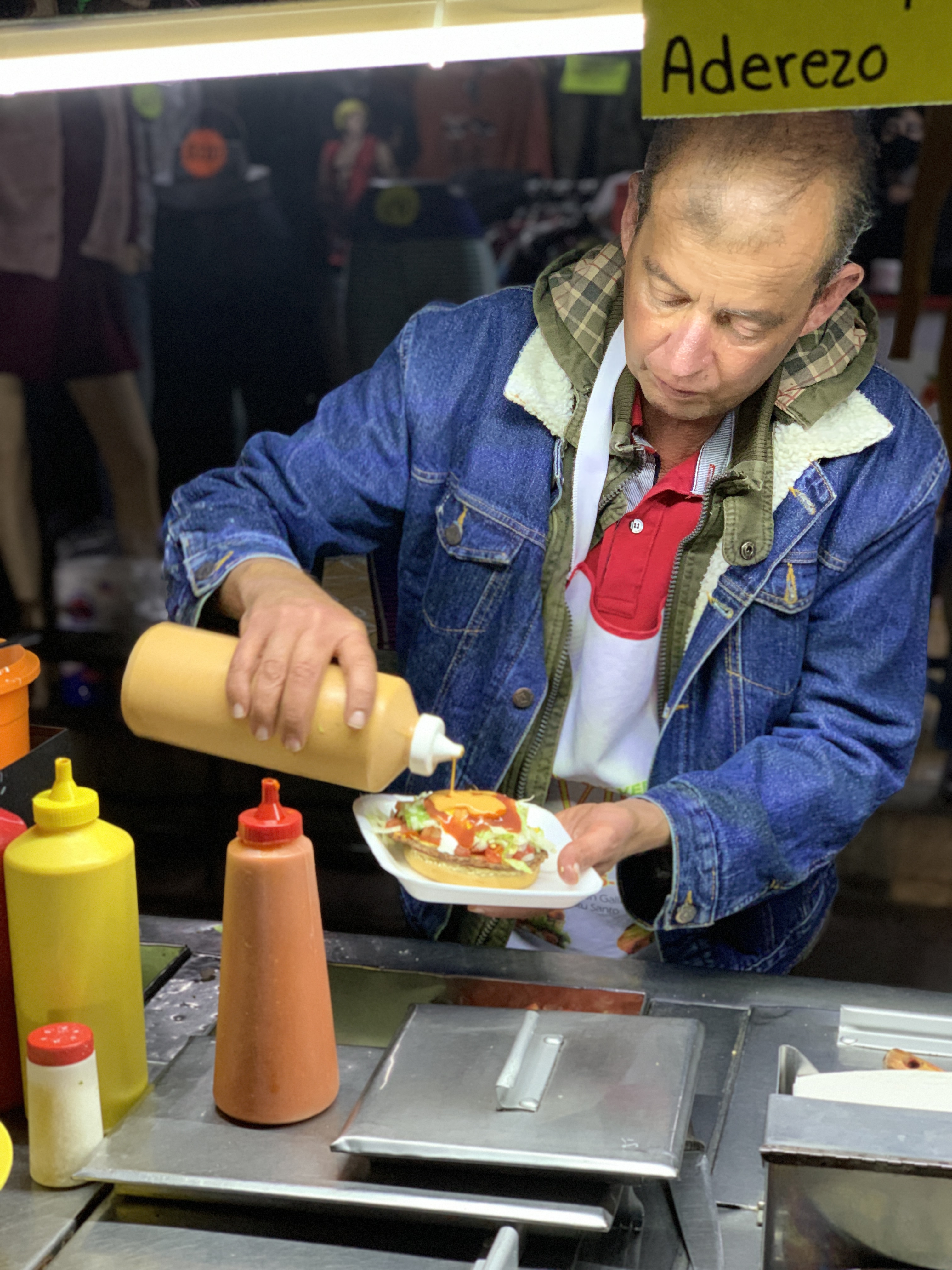 Hamburguesas El Catarito image 7