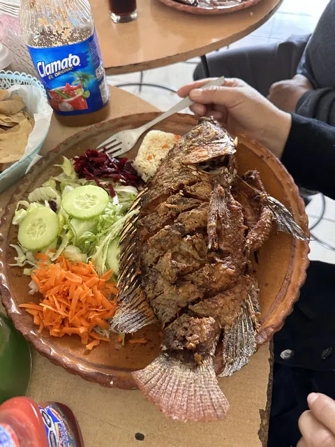 Marisquería el güero image 1