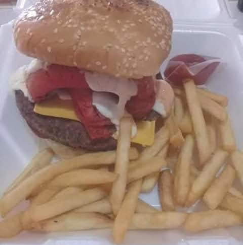CARNIVOROS BURGER'S image 10