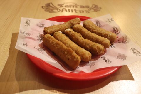 Santas Alitas Villahermosa image 2