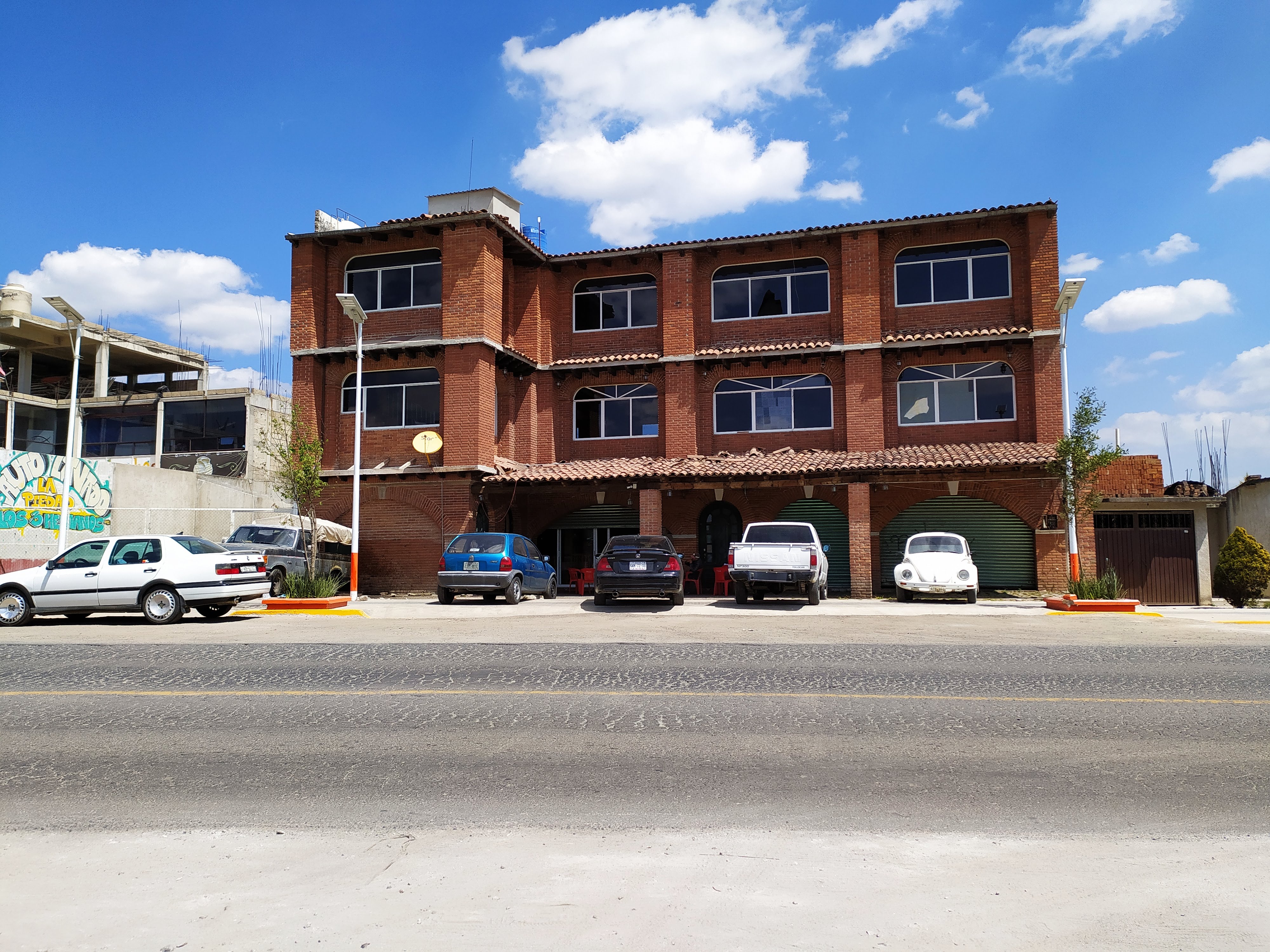 Carnitas El Crucero image 5