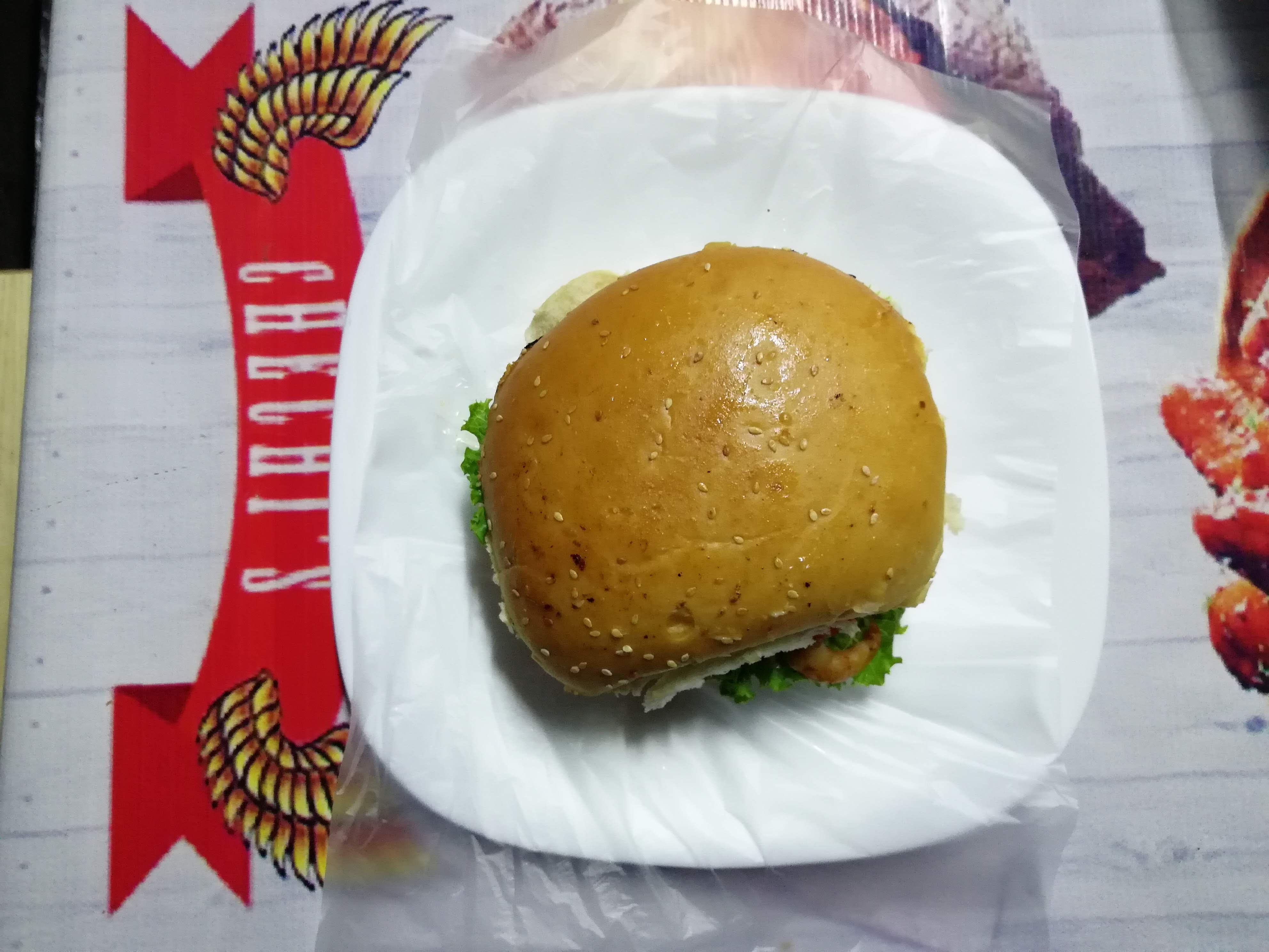 chechis burger's & alitas image 2