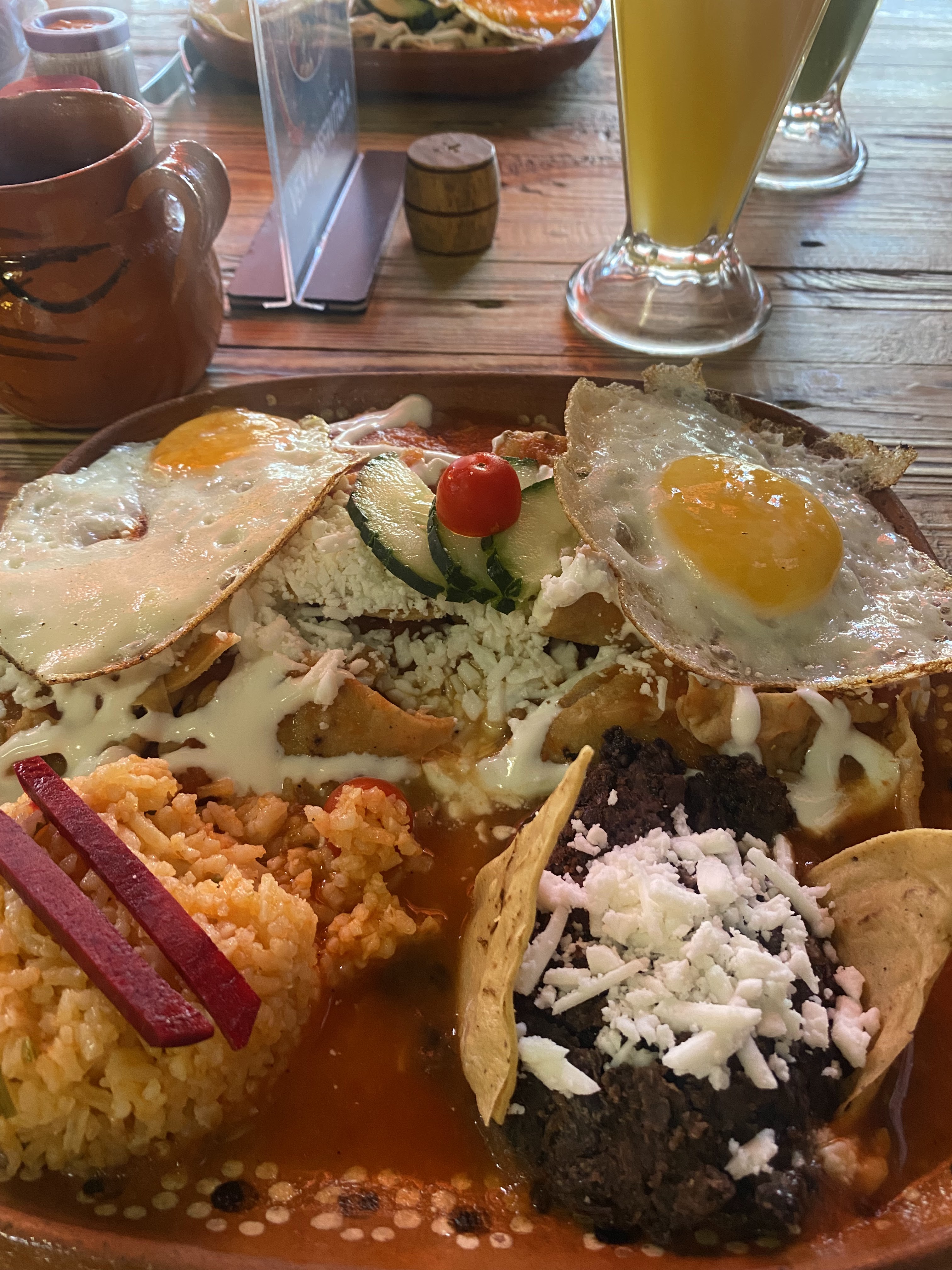 Caldos & Antojitos Pirámides image 9