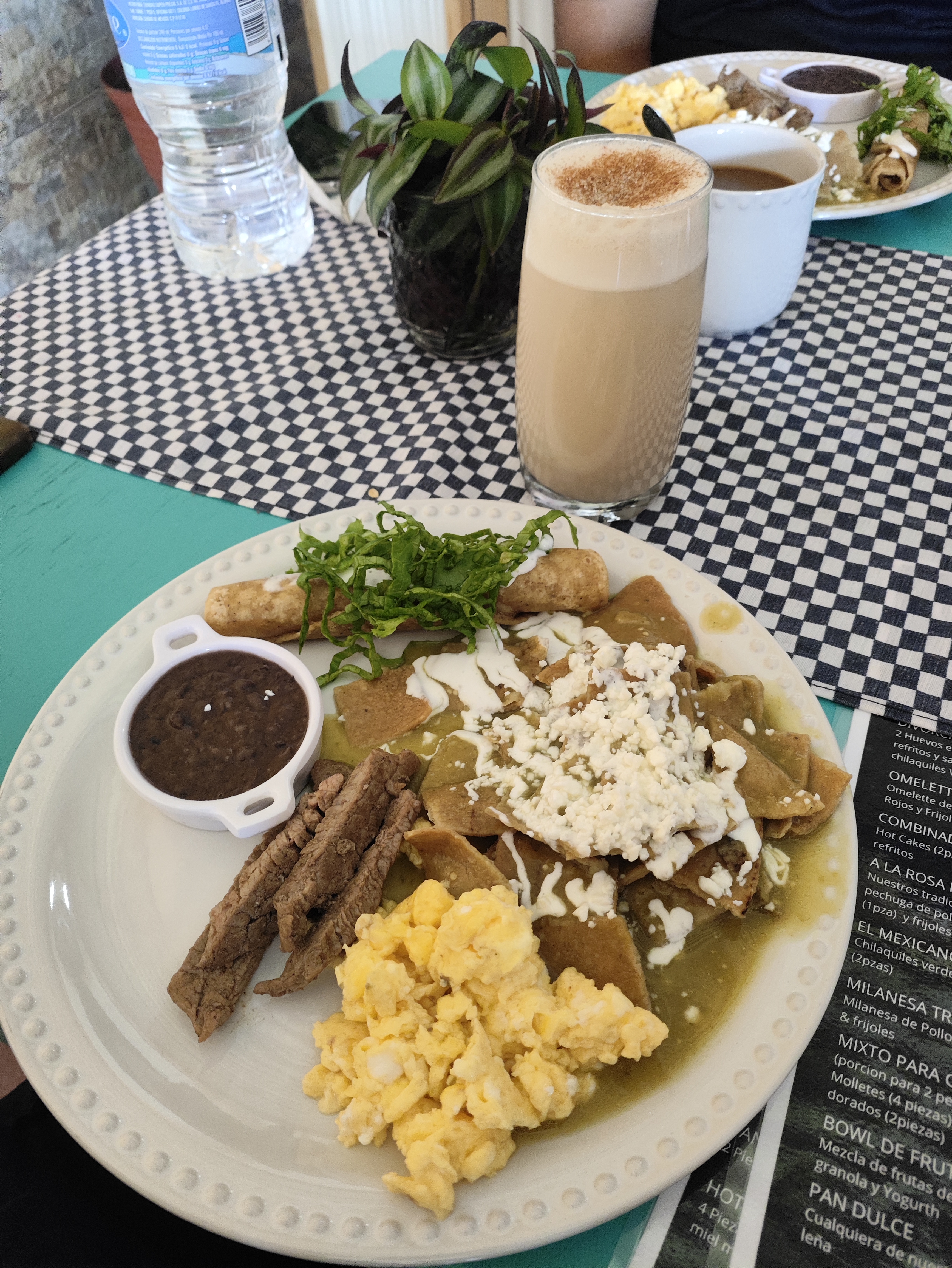 ROSA MEXICANO image 3