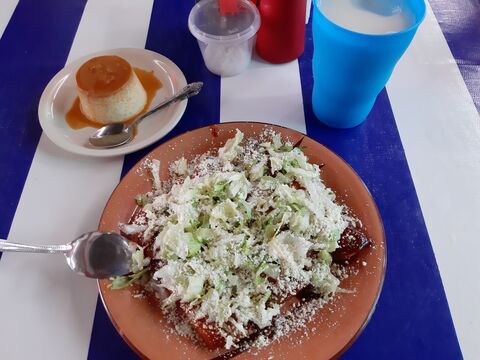 El Guayabo Antojitos Mexicanos image 3