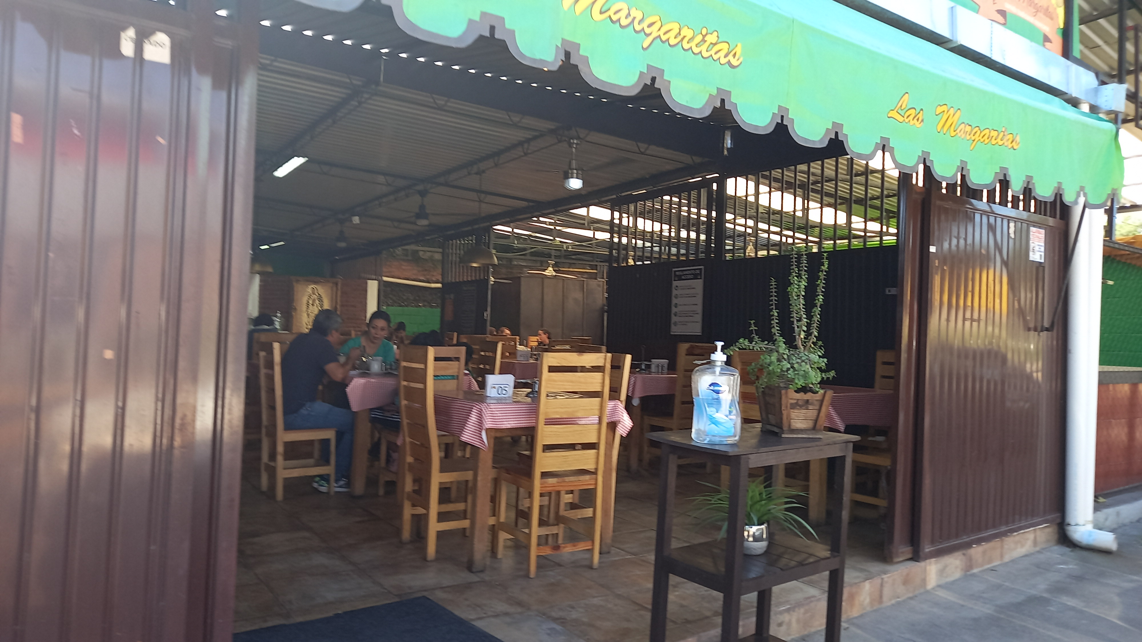 Las Margaritas image 1