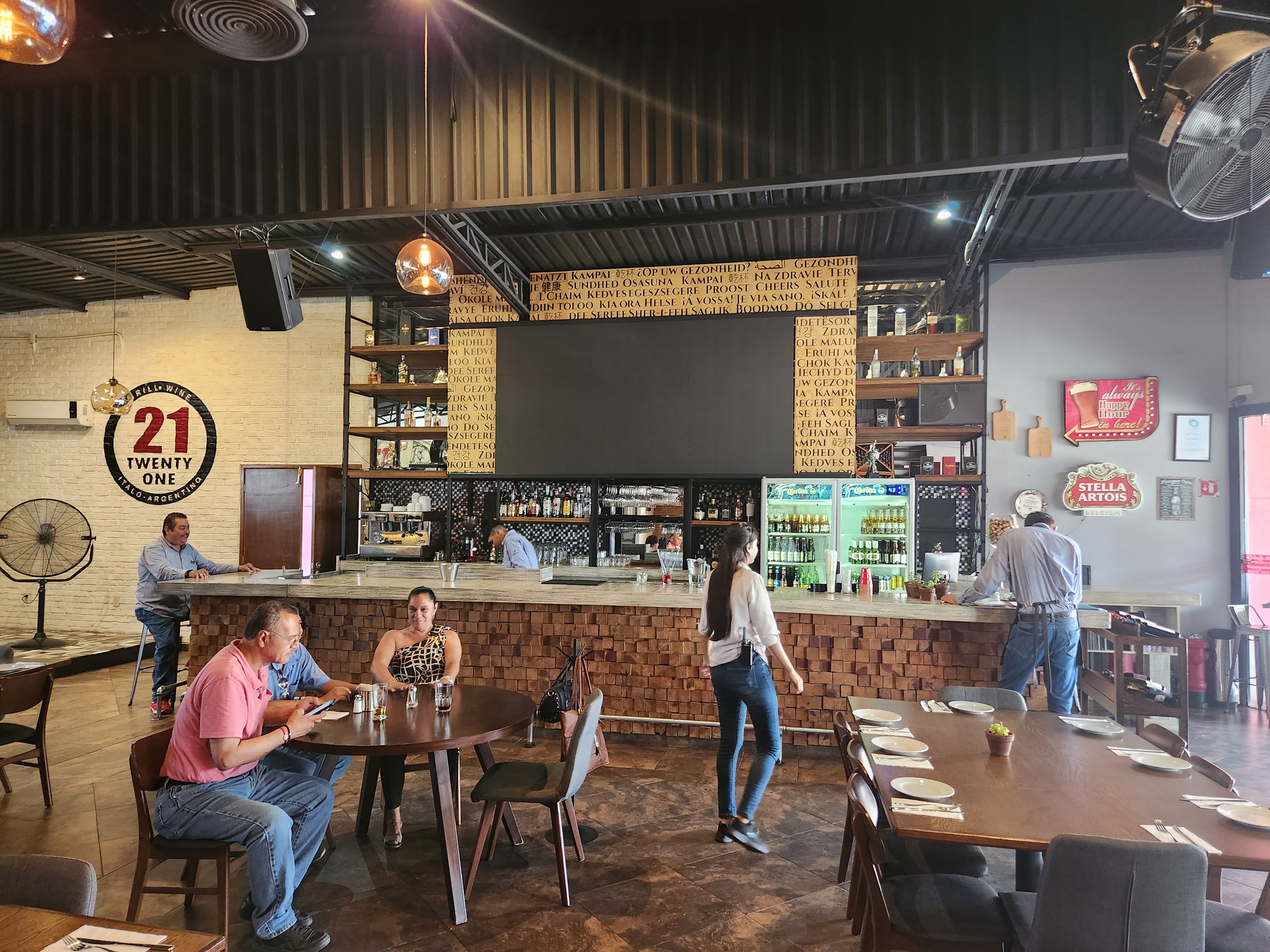 21Resto / Twenty One image 6