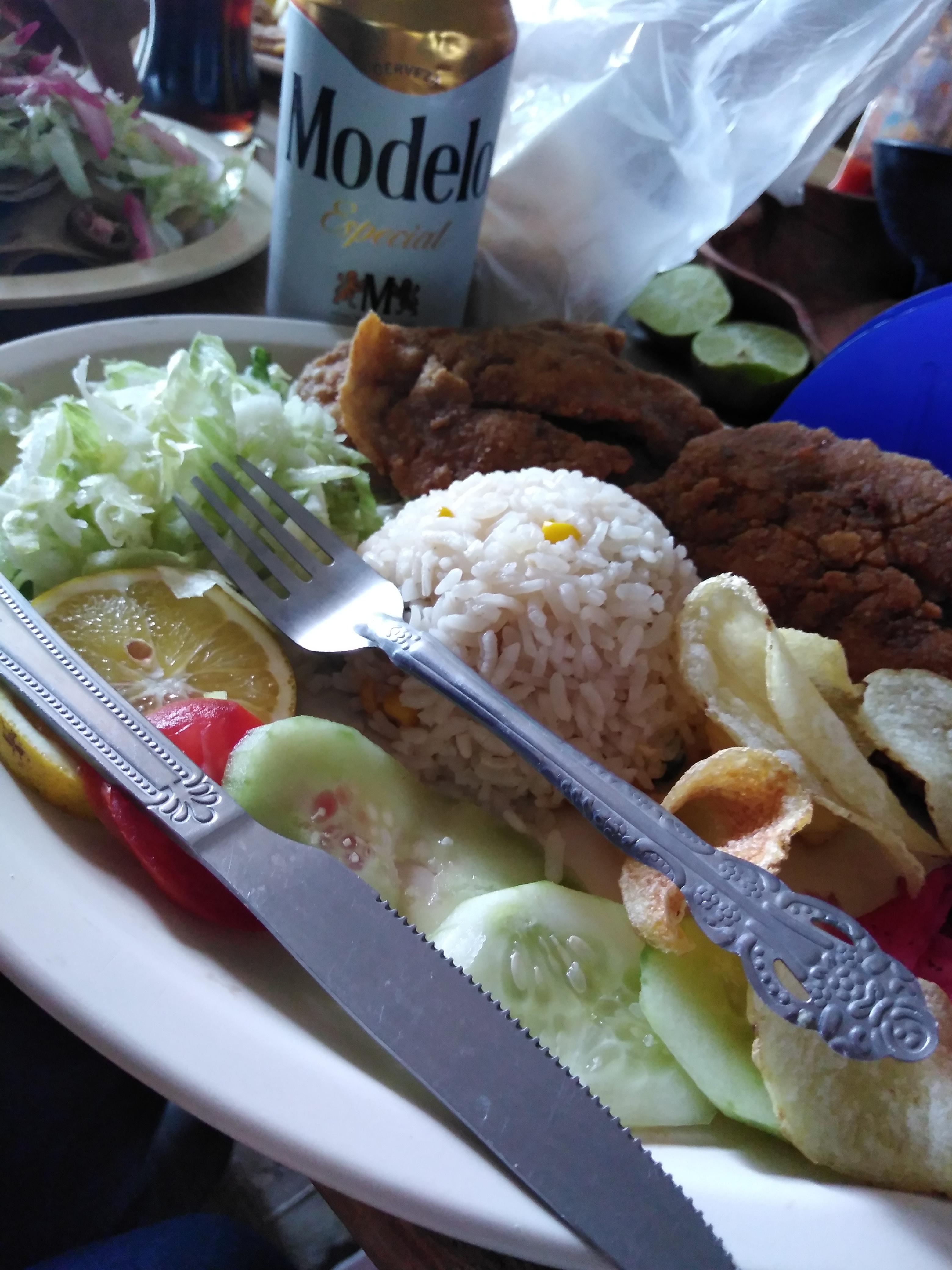 restaurante de pescados tapia image 2