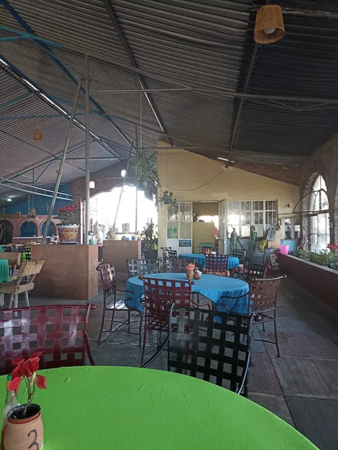 restaurante de pescados tapia image 4
