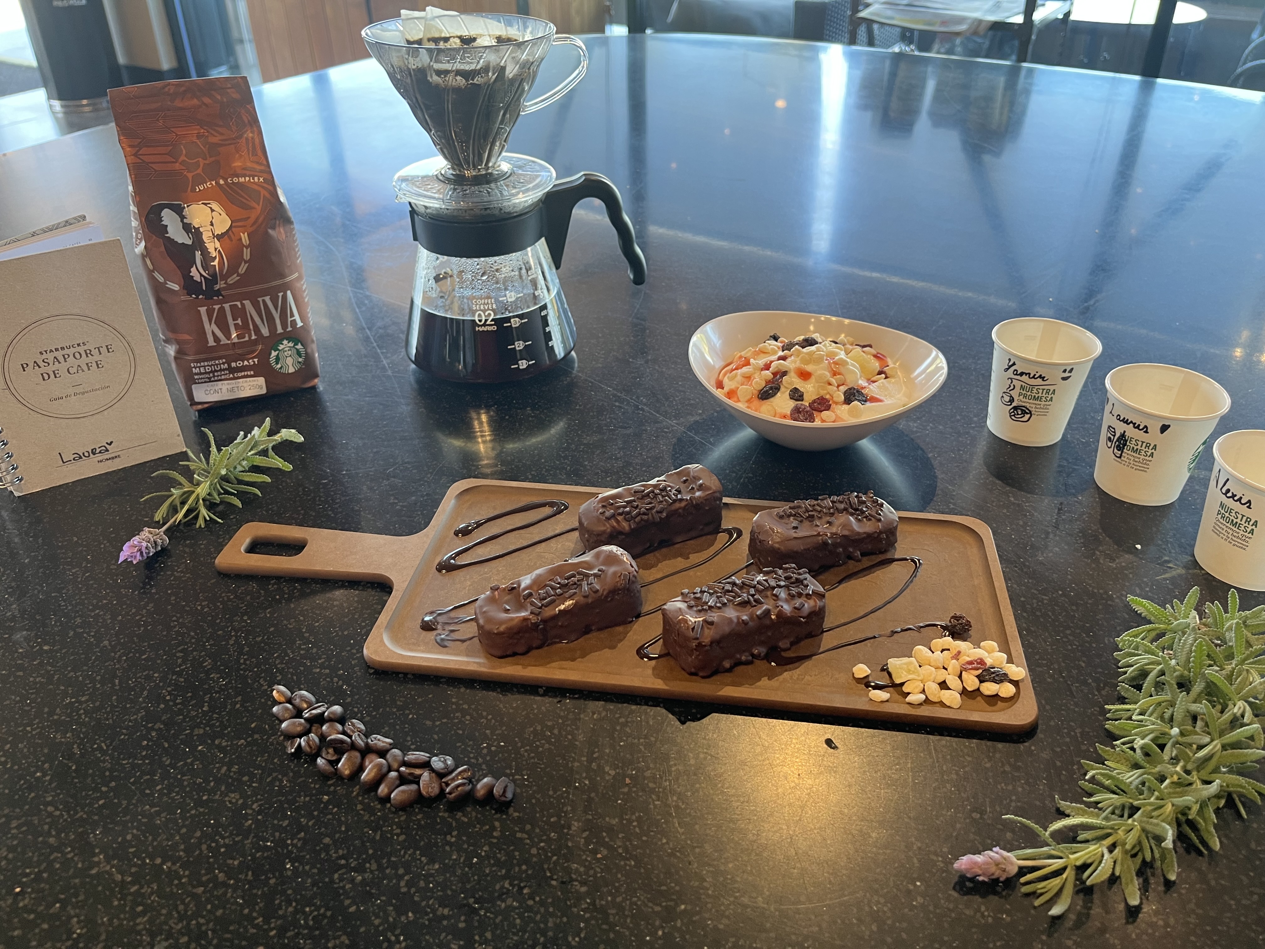 Starbucks Salamanca Mazda DT image 7