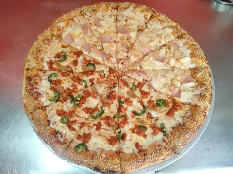 La Pizzericita (Pizza Los Volcanes) image 3