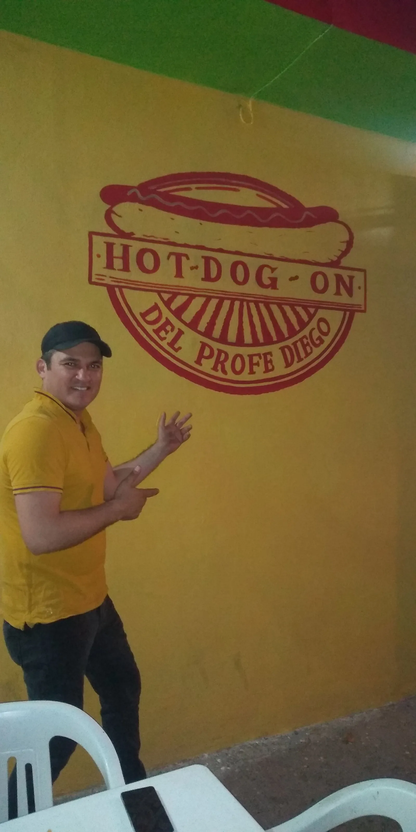 HOT DOGS ON image 7