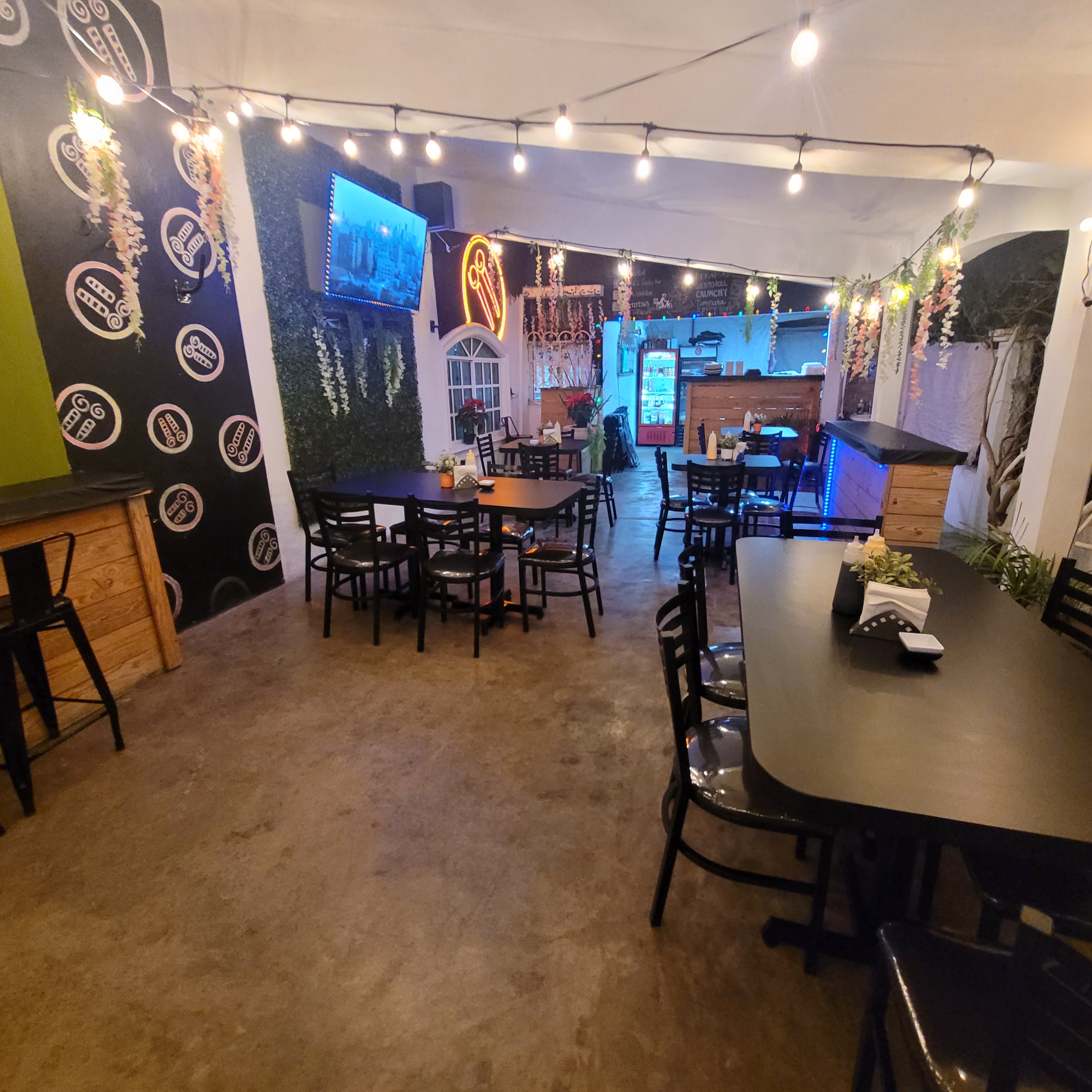 Kurii's Shushi Bar image 1