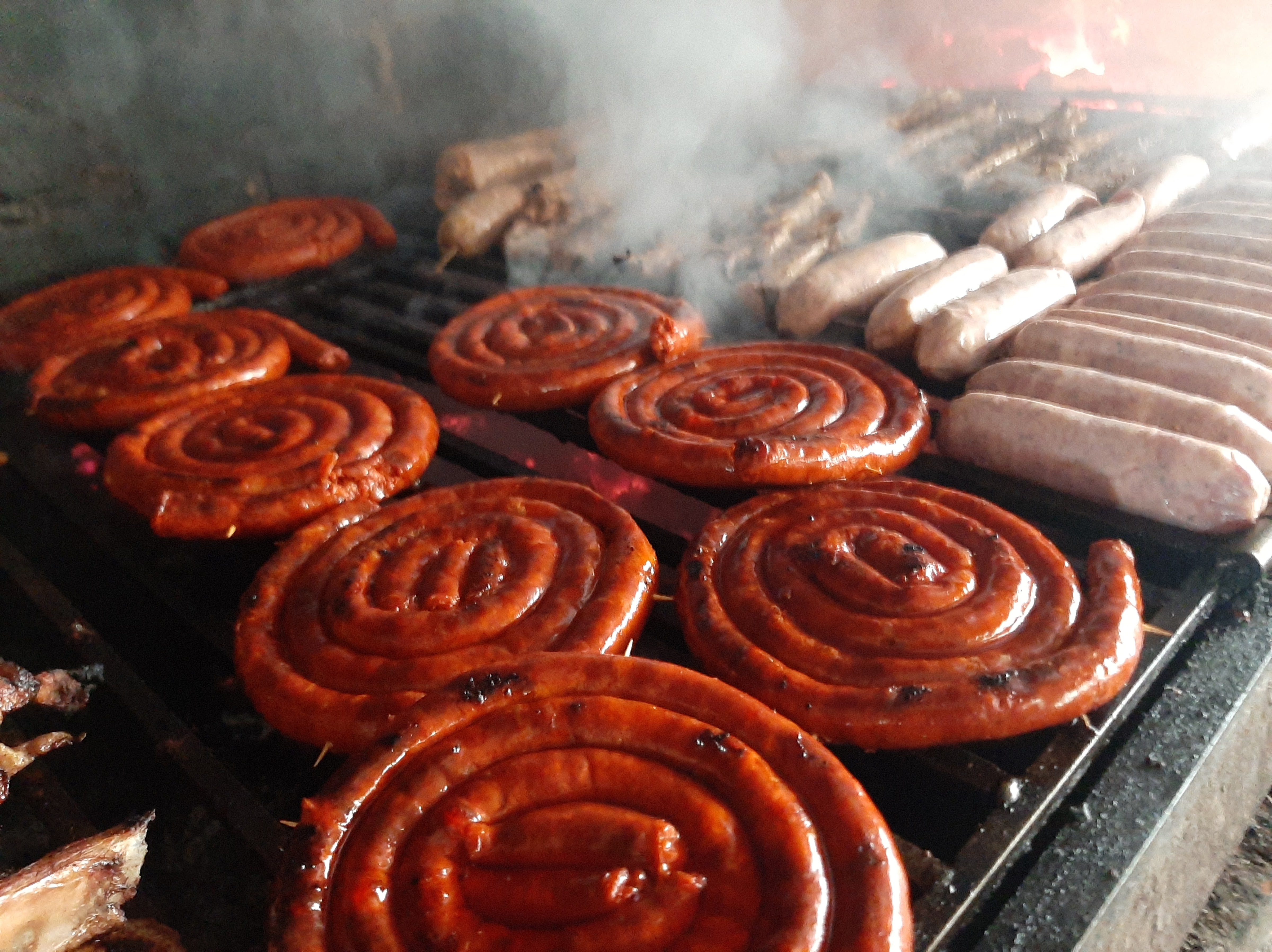 El Hormiguero pollos y costillas image 7