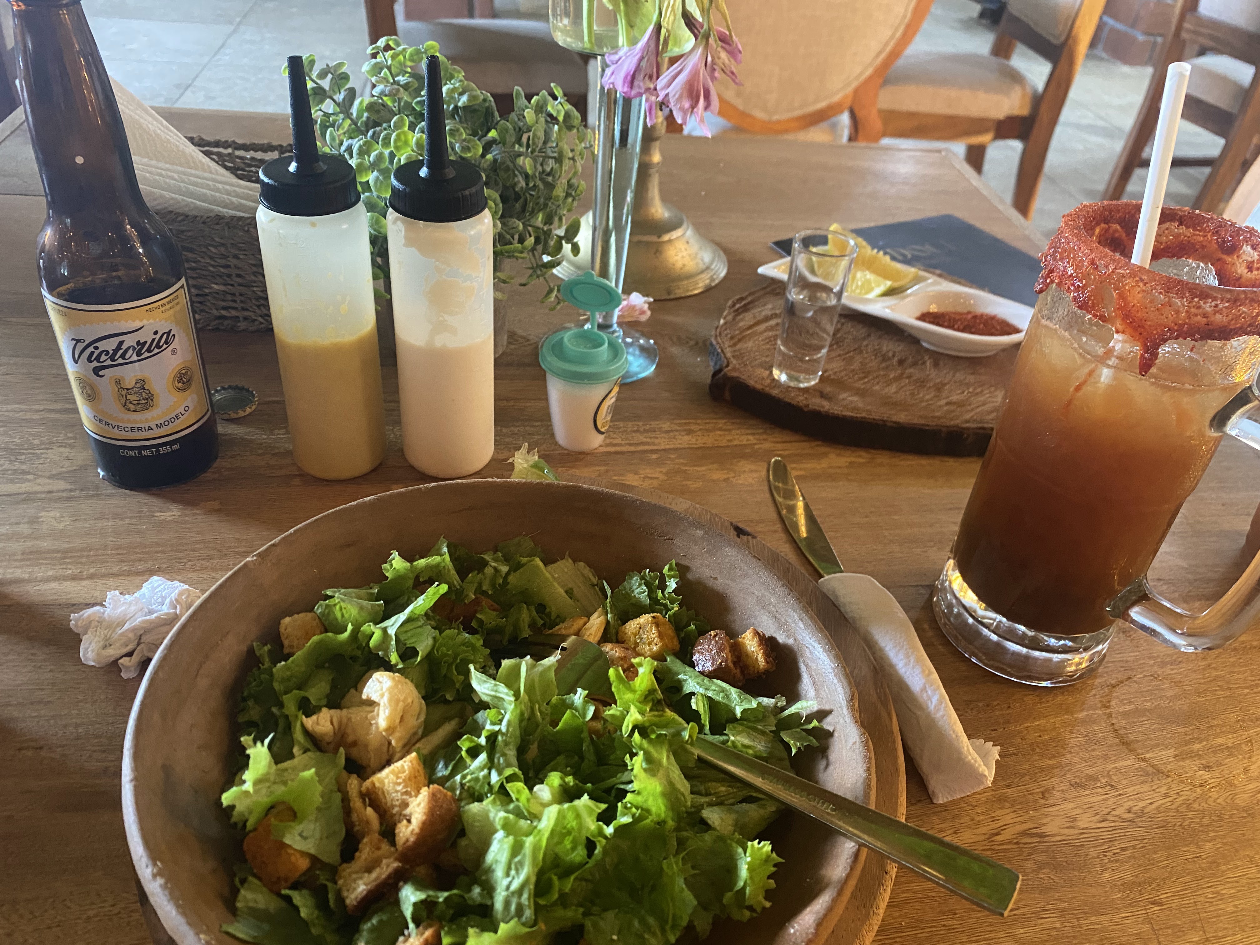 La 12 “Terraza Restaurant” image 6