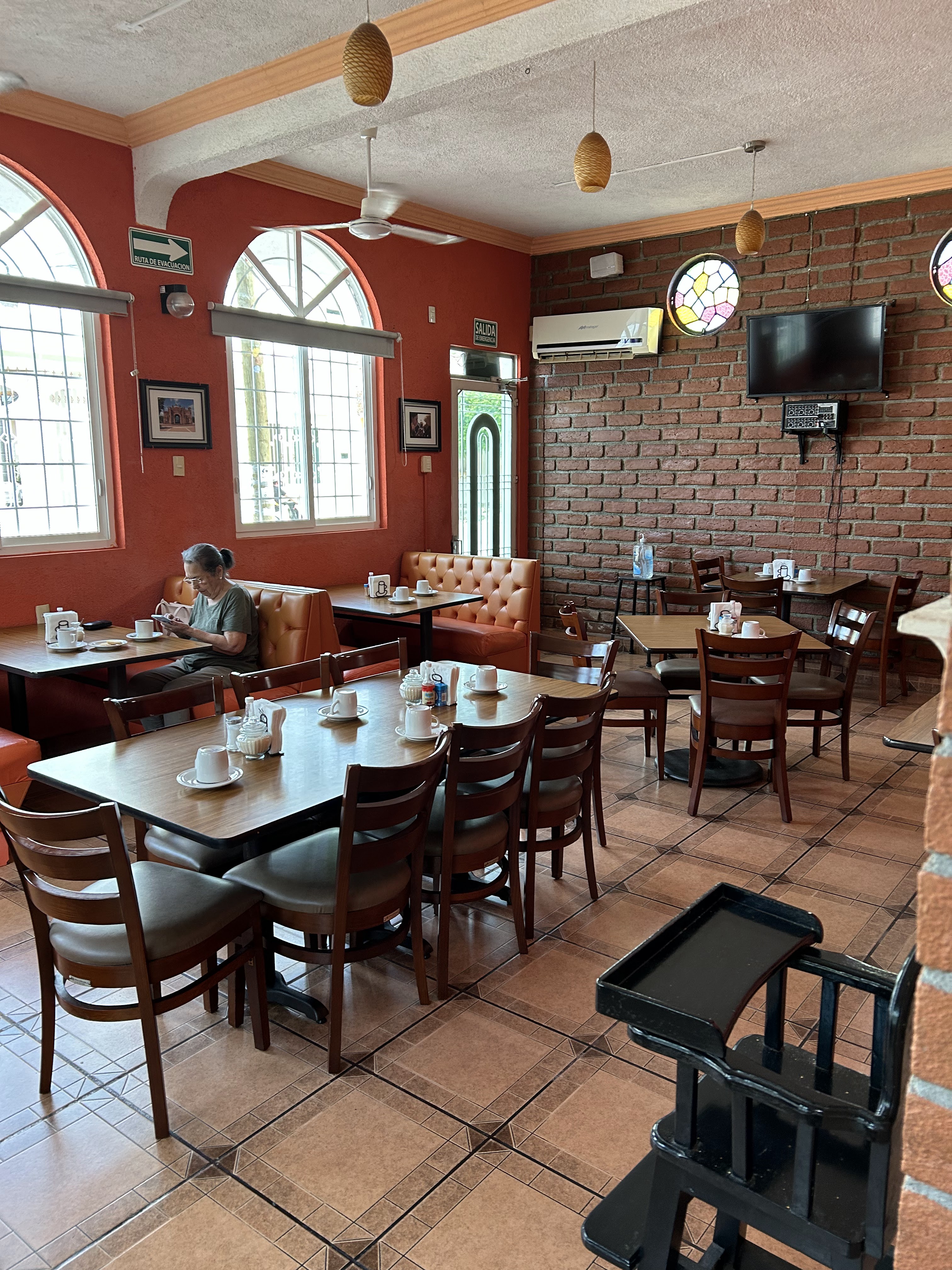 Restaurante Los Parachicos image 1