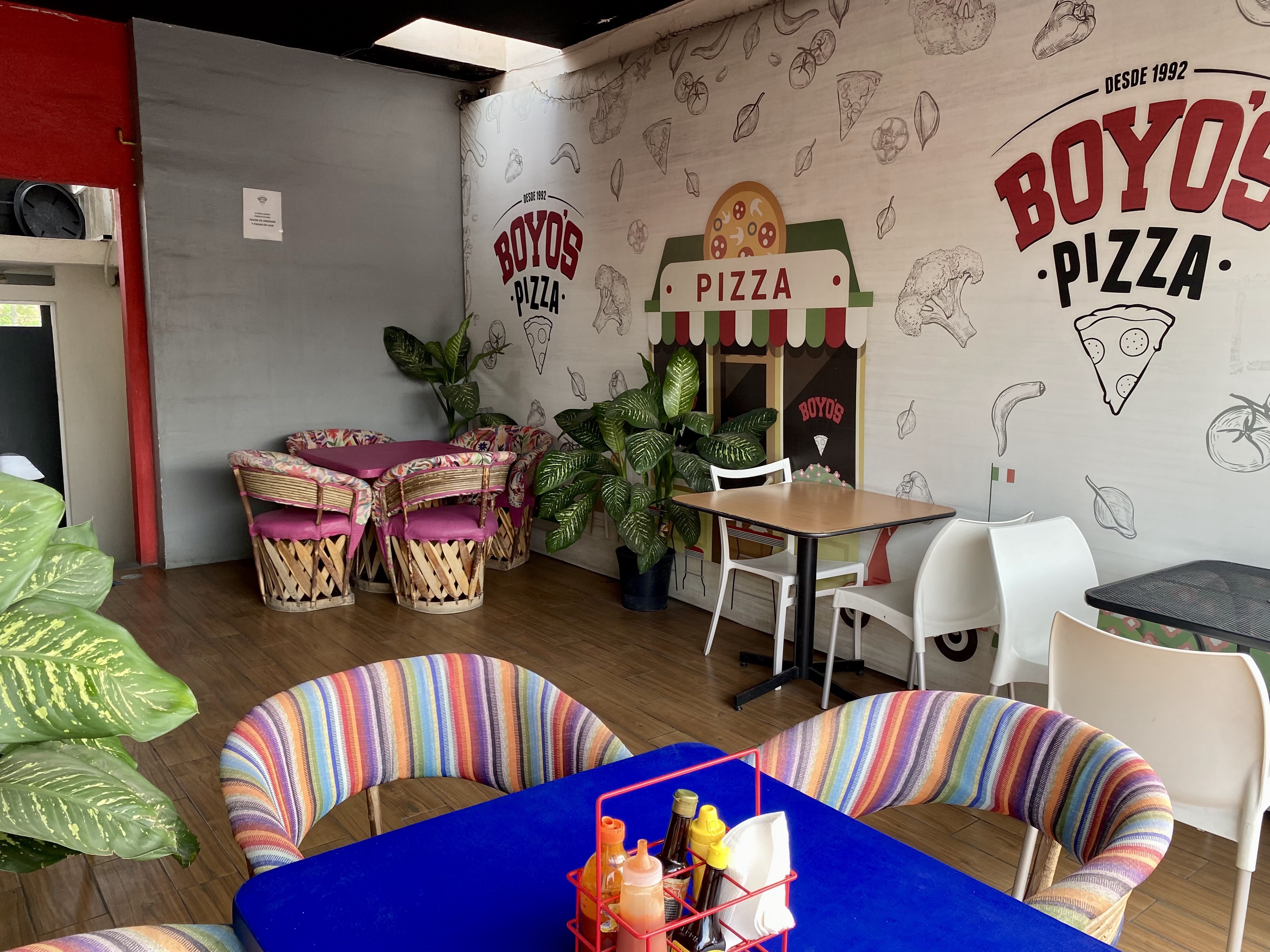 Boyo's Pizza image 1