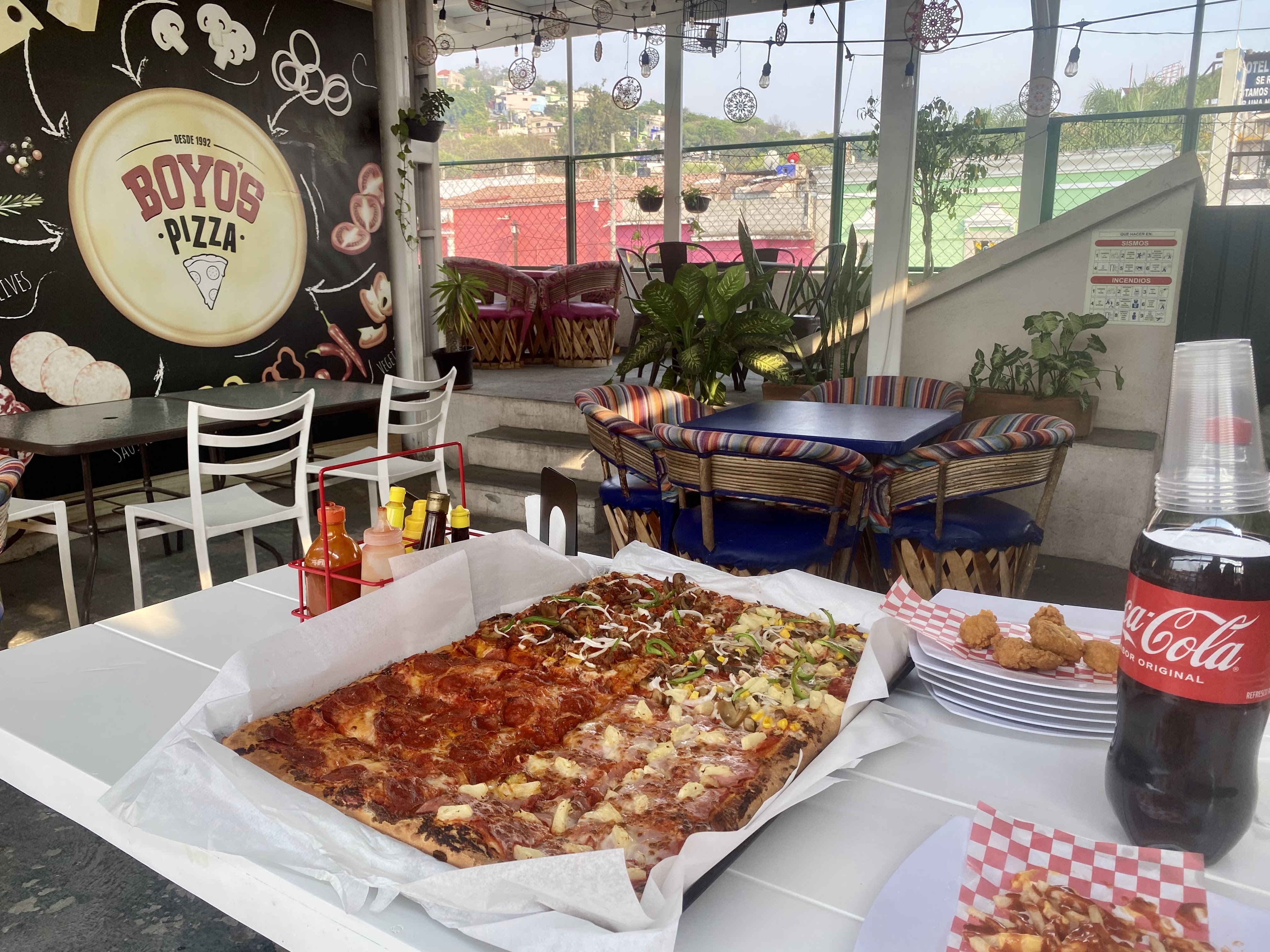 Boyo's Pizza image 8