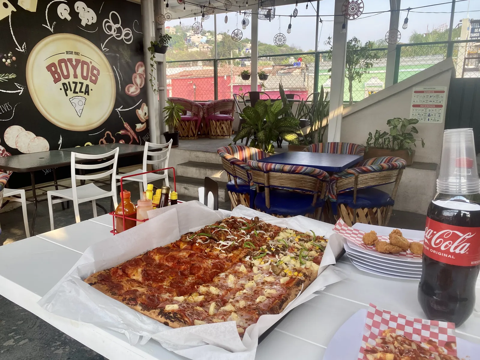 Boyo's Pizza image 8