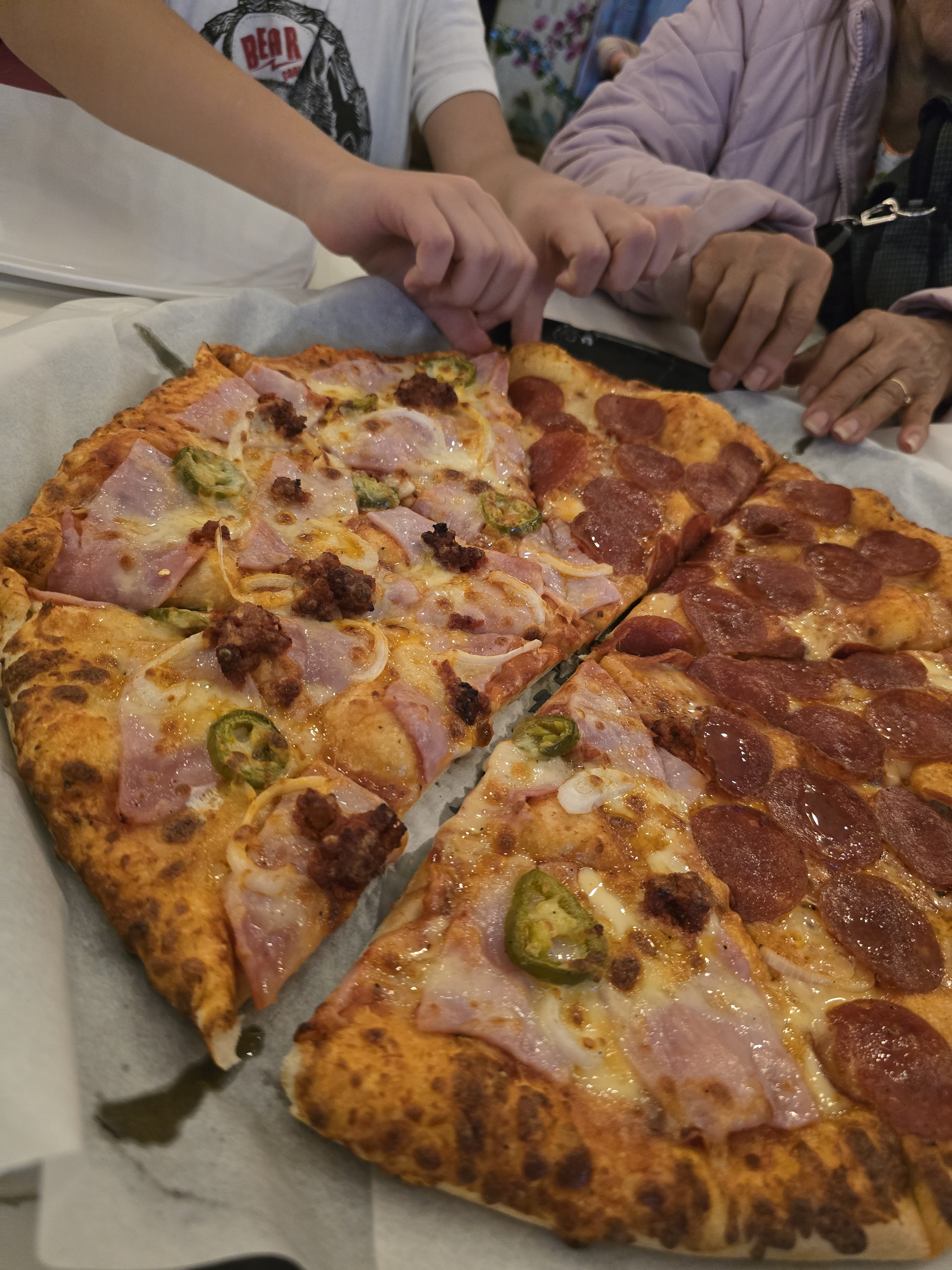 Boyo's Pizza image 9