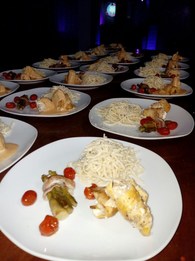 El Sazón Casero image 7