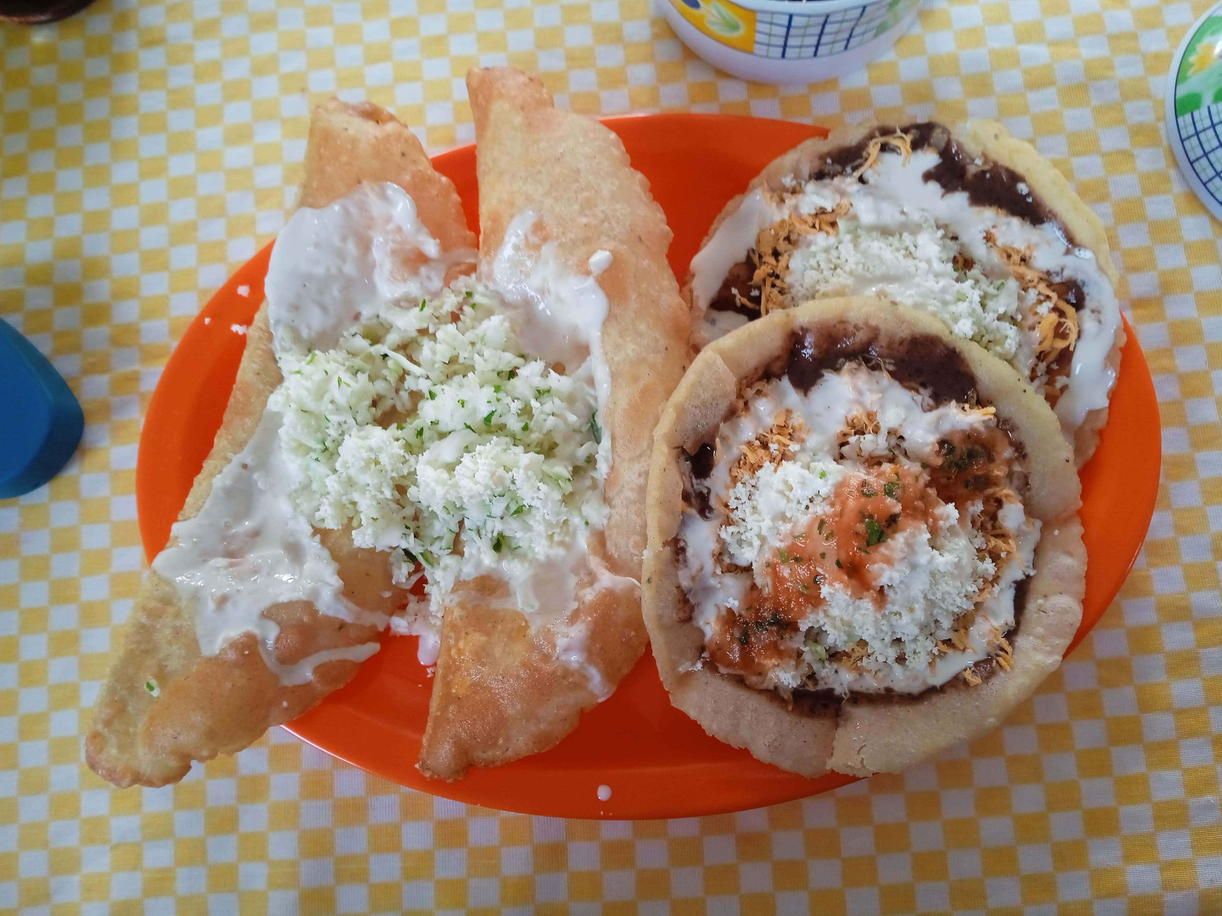 Antojitos Las Isabeles image 2