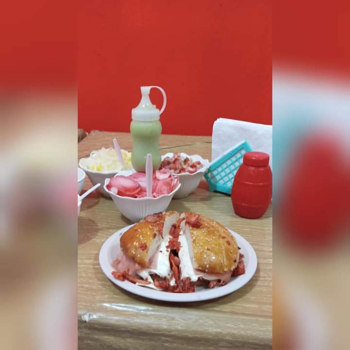 Taqueria La capital LCH image 2