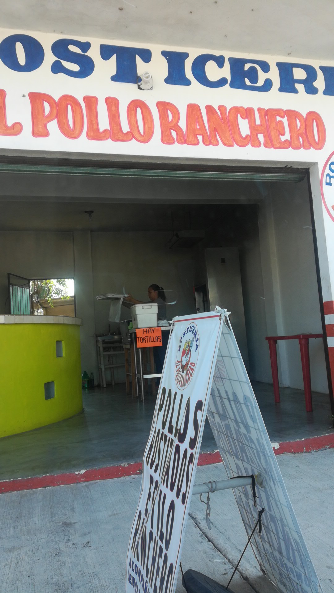 Rosticeria El Pollo Ranchero image 2