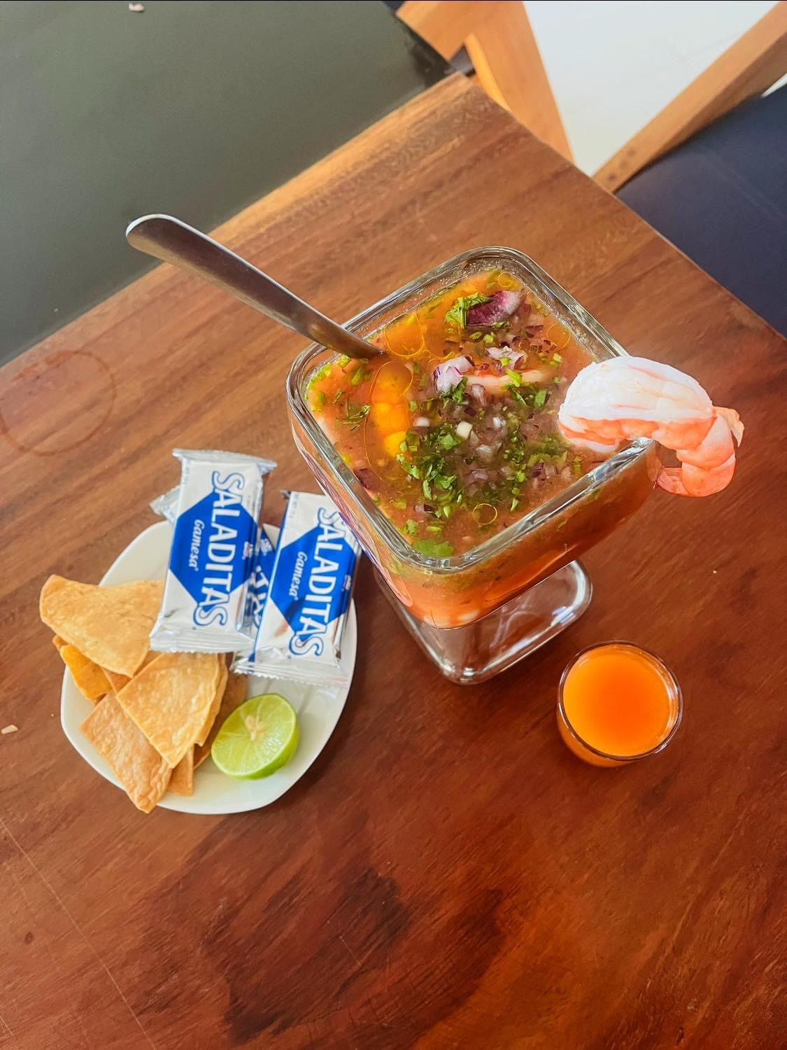 El Chelo Las CHOAPAS, coctelería image 7