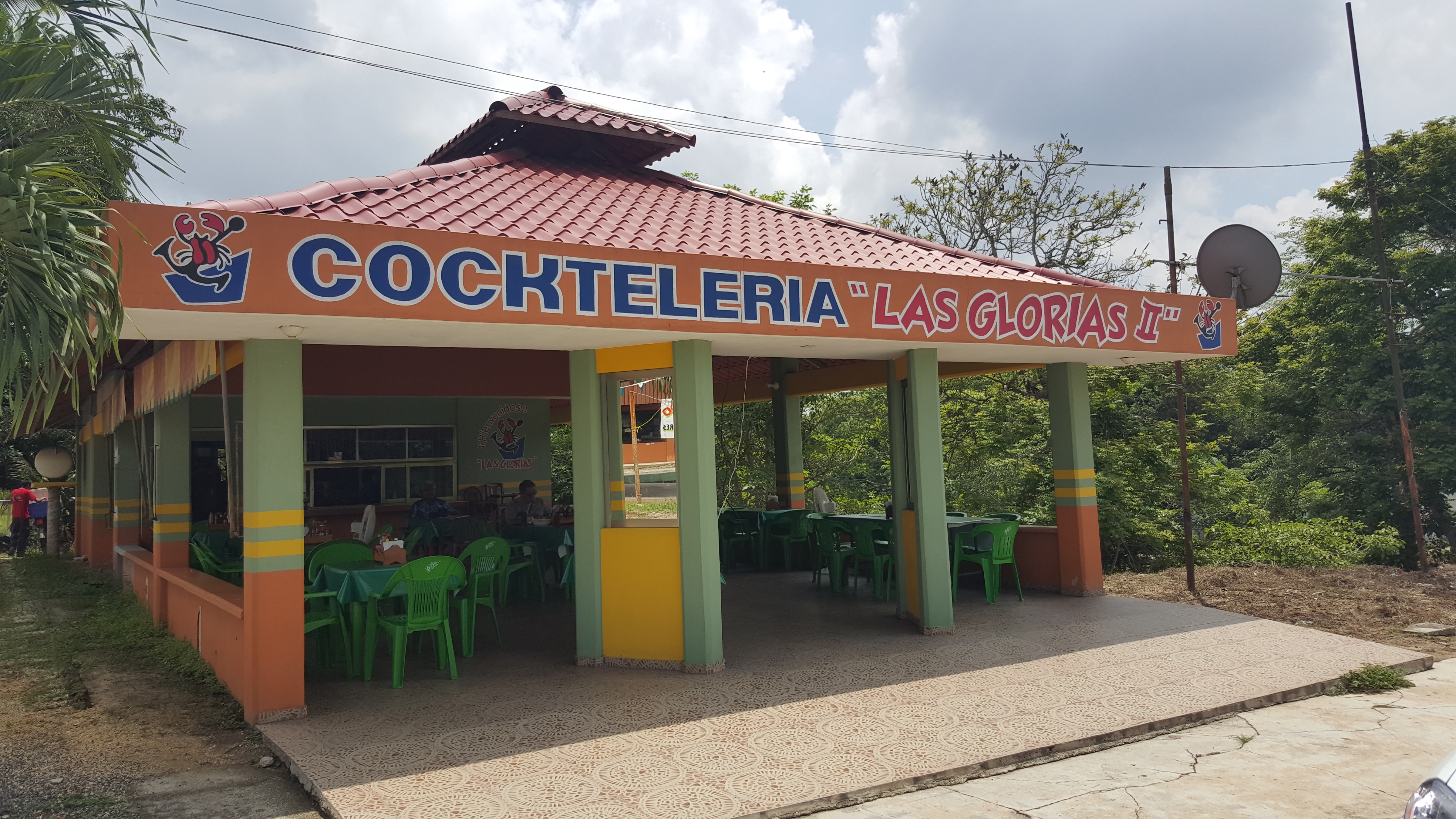 Cockteleria Las Glorias image 6