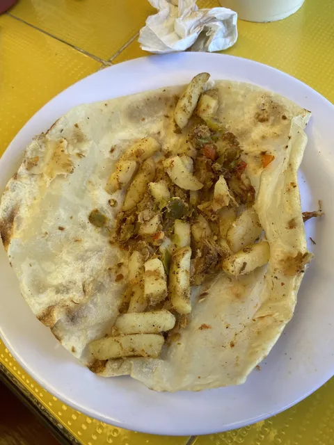 Ricos Burritos de Empalme image 7