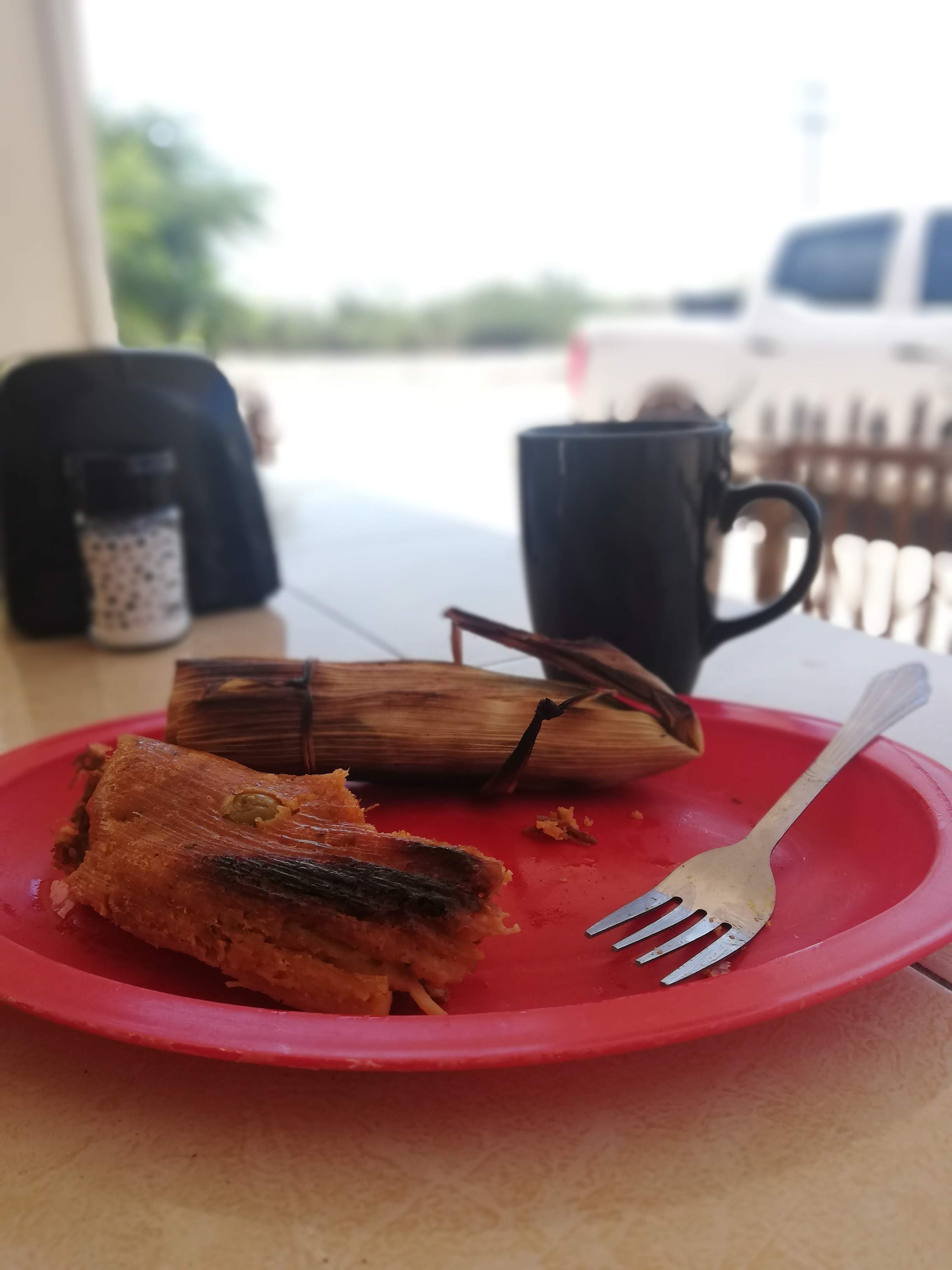 Burritos Y Tamales Ivanna image 3