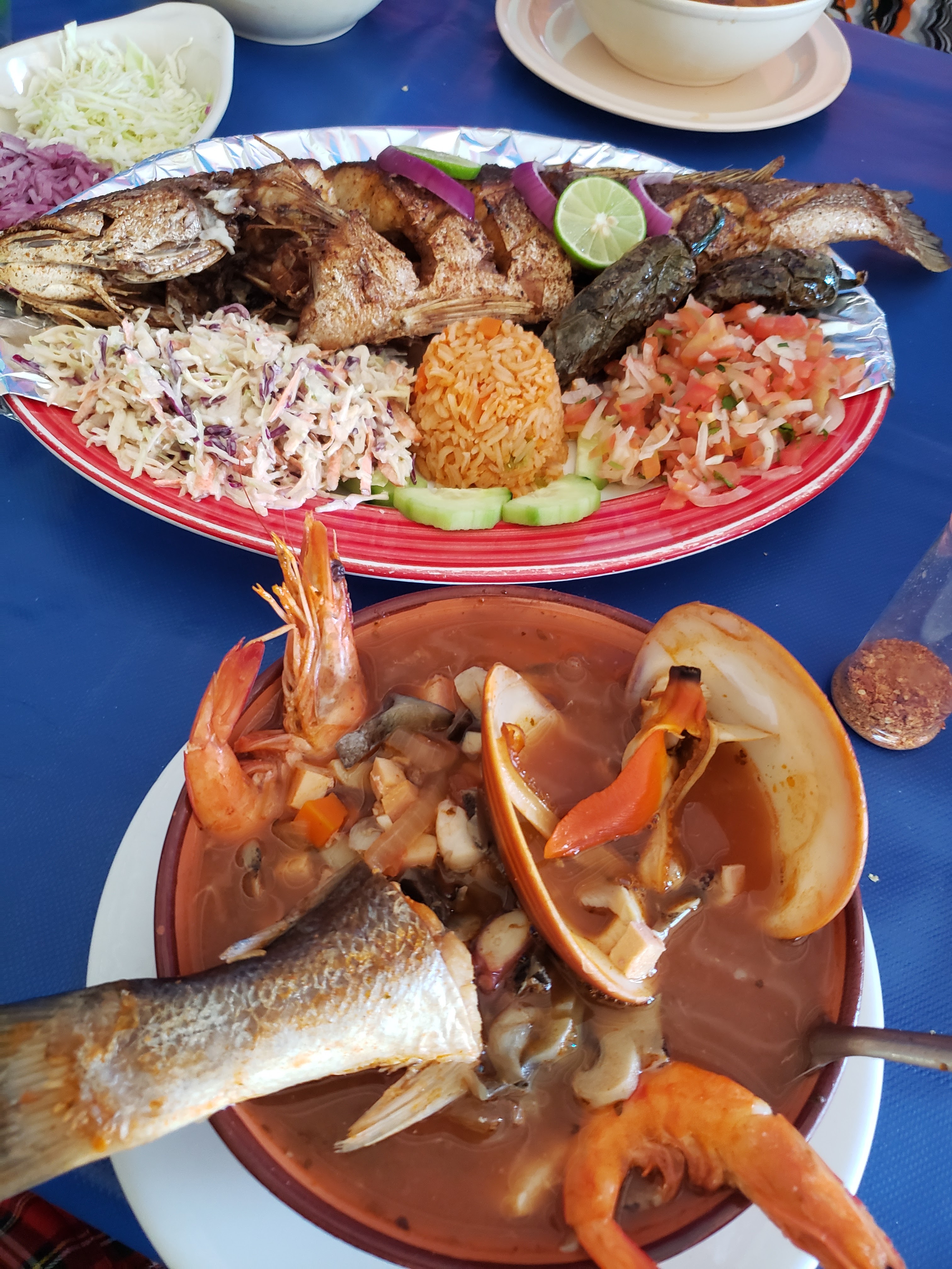 Tacos y Mariscos el Puente image 8