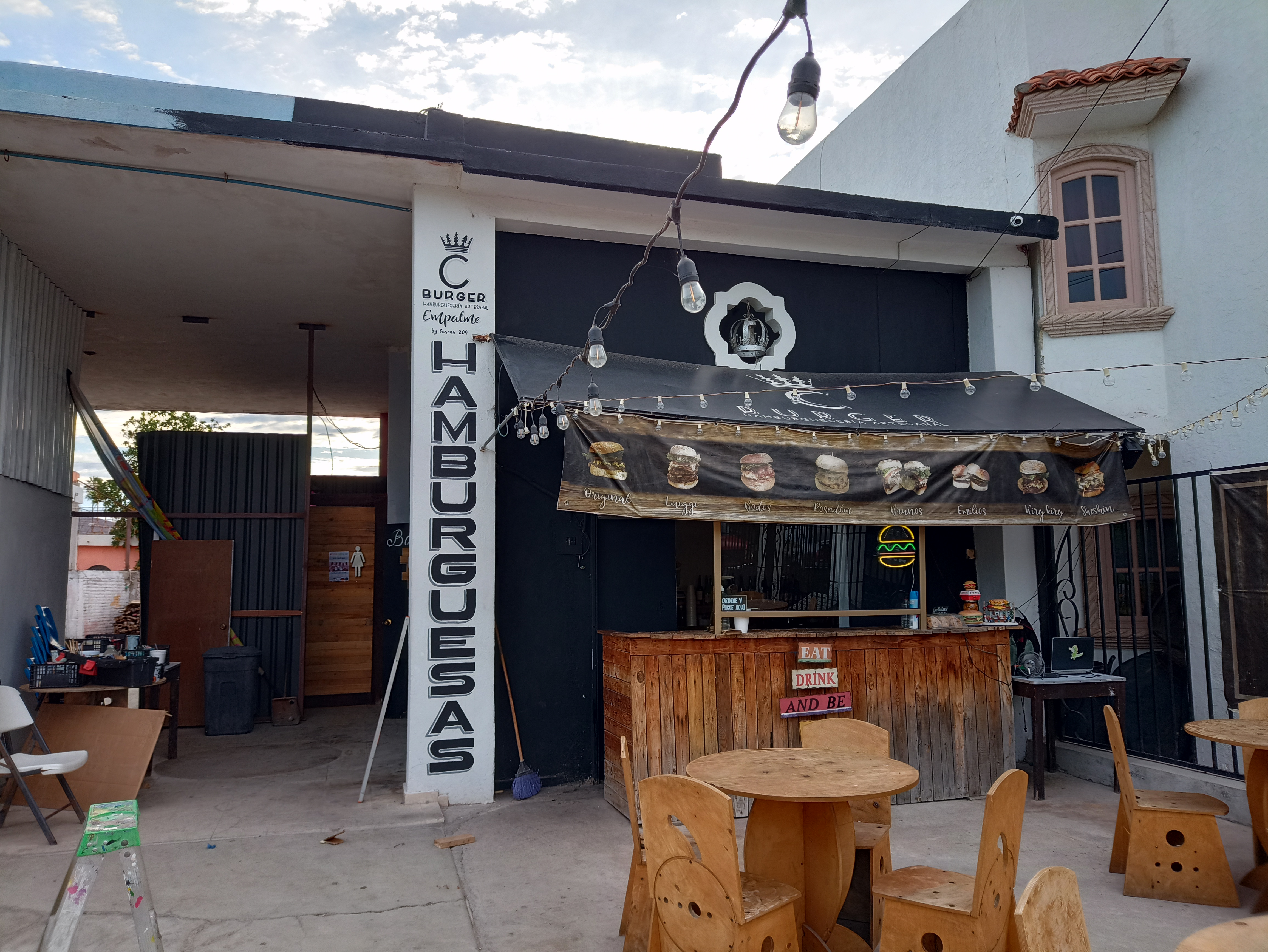 Plaza Viva Empalme (Burbanos, Mattoni & Sonora Roll) image 1