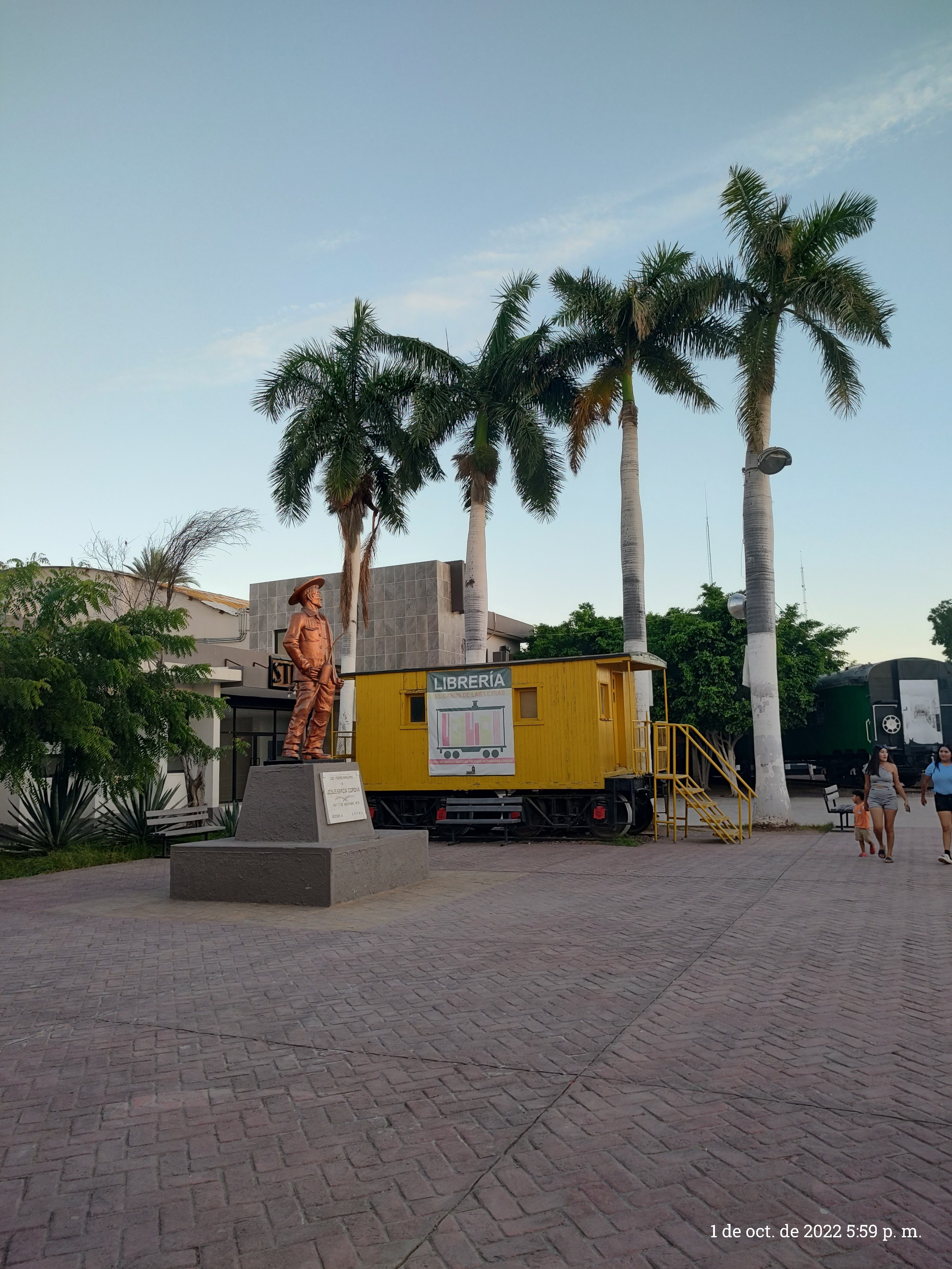 Plaza Viva Empalme (Burbanos, Mattoni & Sonora Roll) image 9