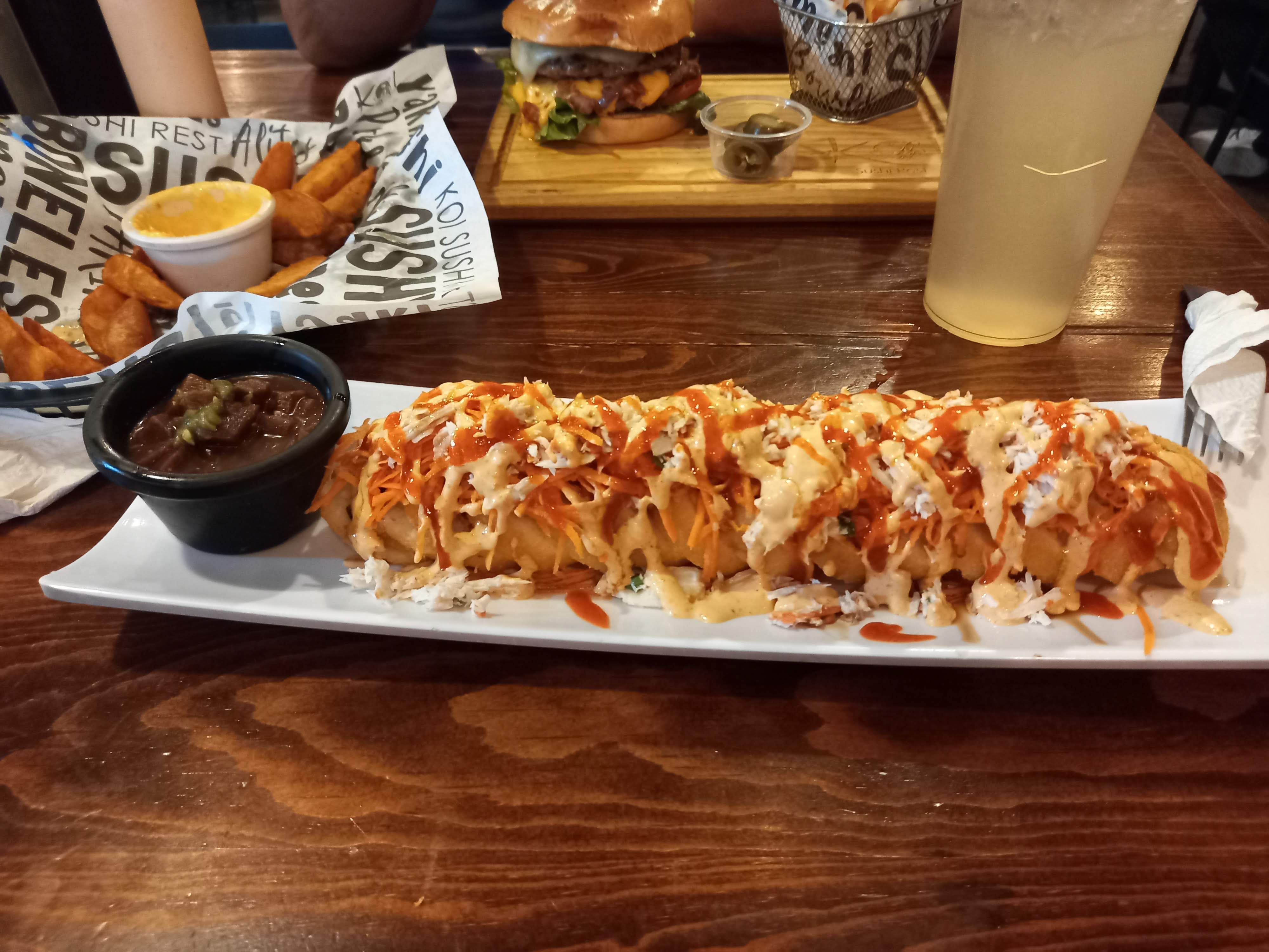 koi Sushi Empalme image 2