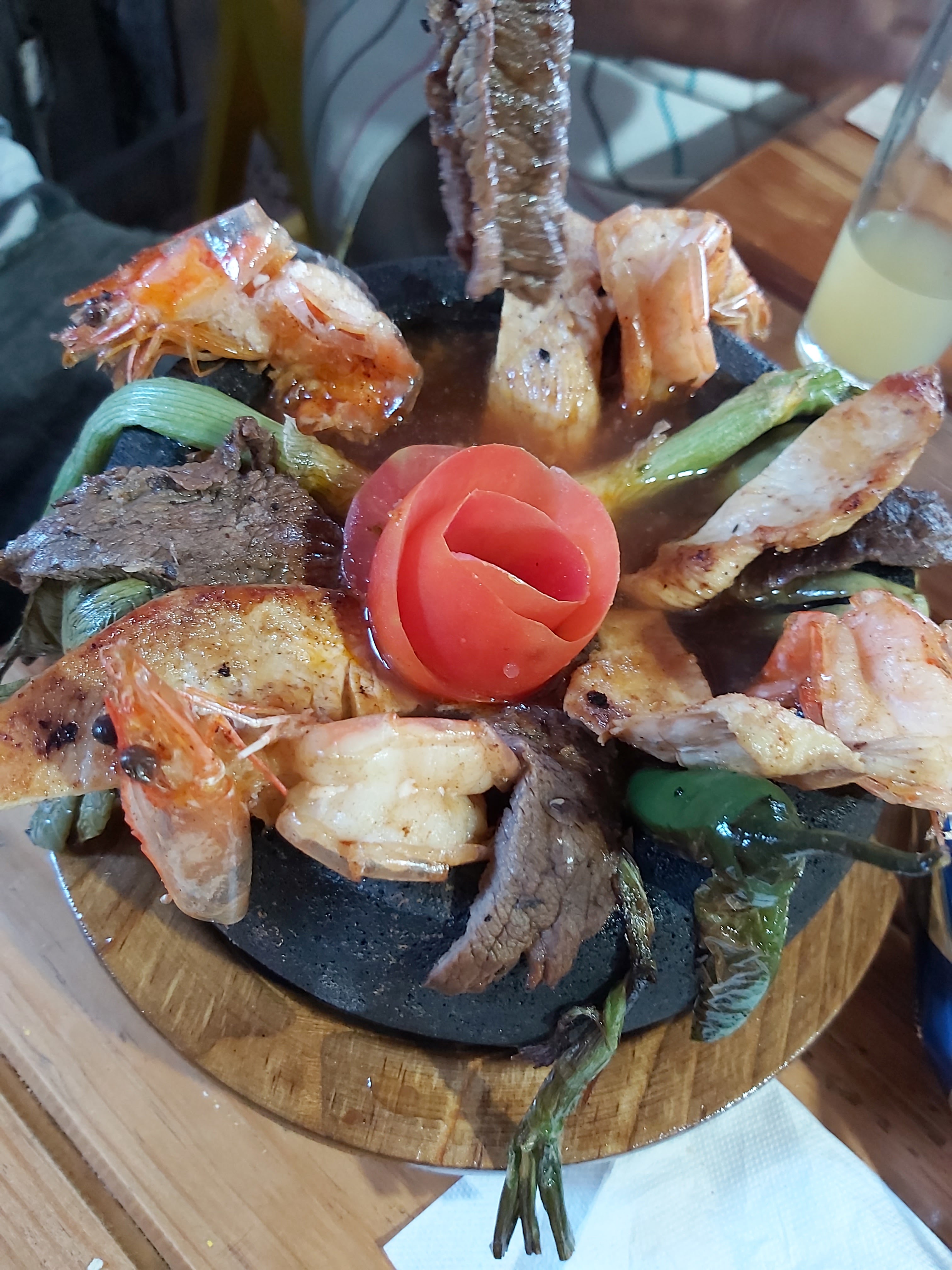 El Sambuco Coctelería image 6