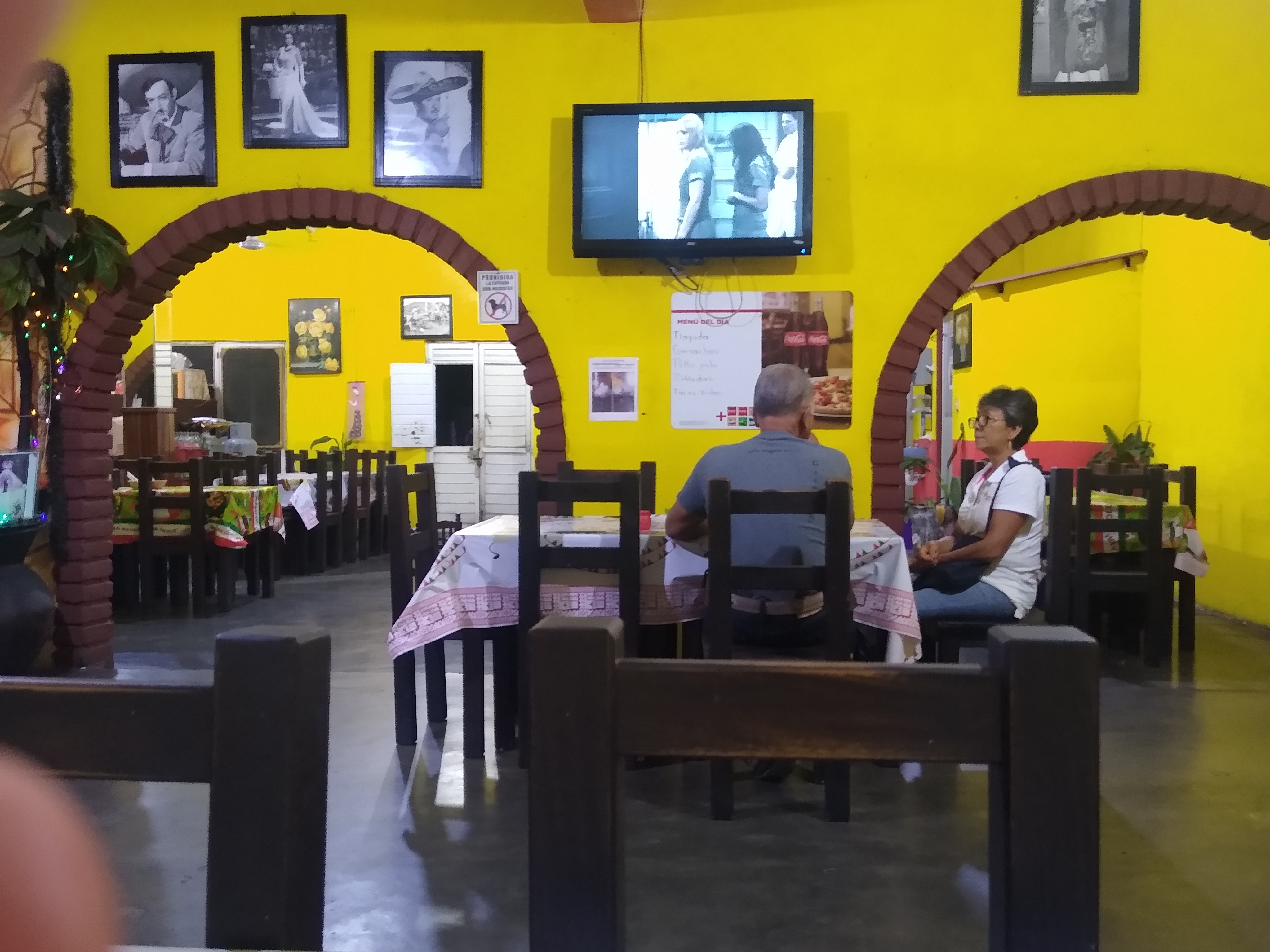 Vinni Sicarú "Gente bonita" image 8