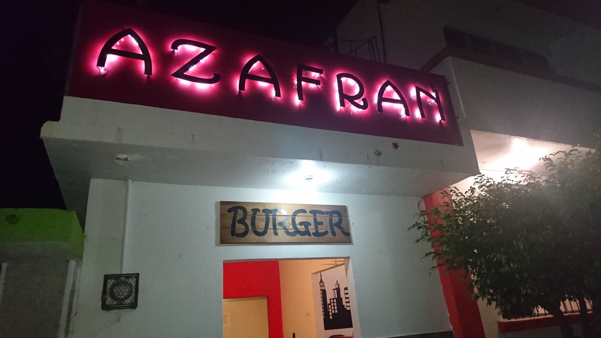 AZAFRAN Burguer image 3