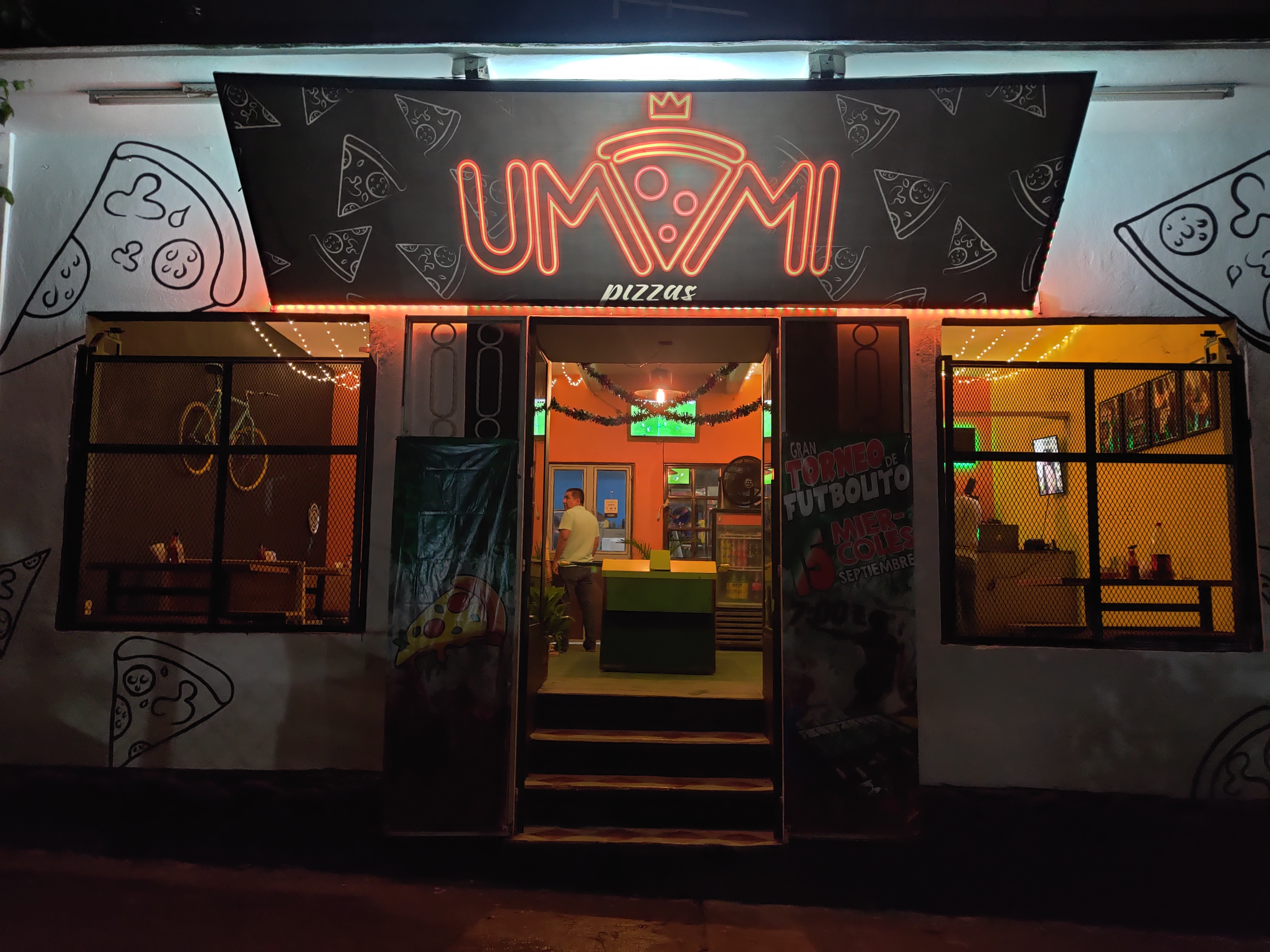 UMAMI PIZZAS image 6