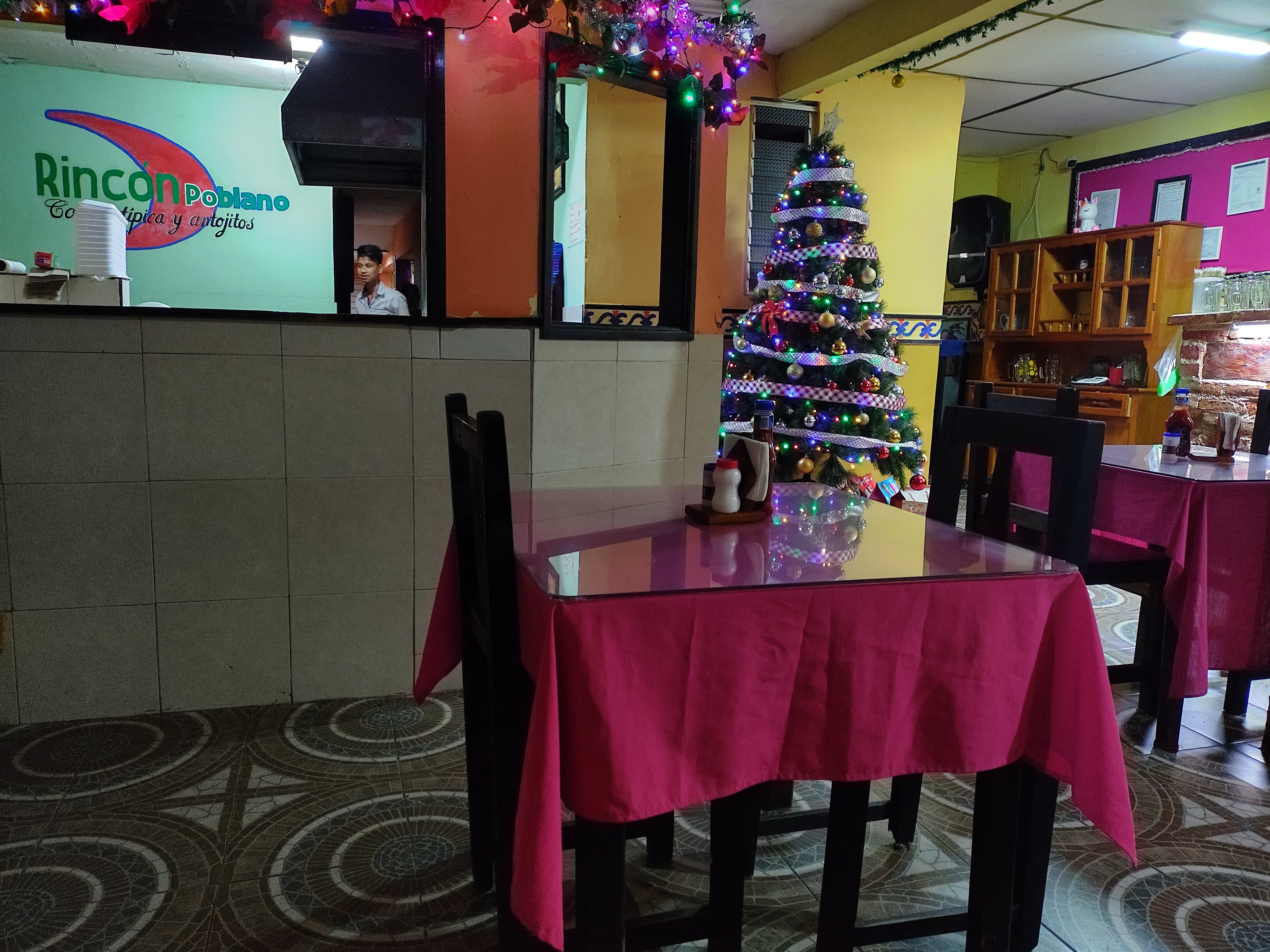 COMIDA TIPICA Y ANTOJITOS "EL RINCON POBLANO" image 3